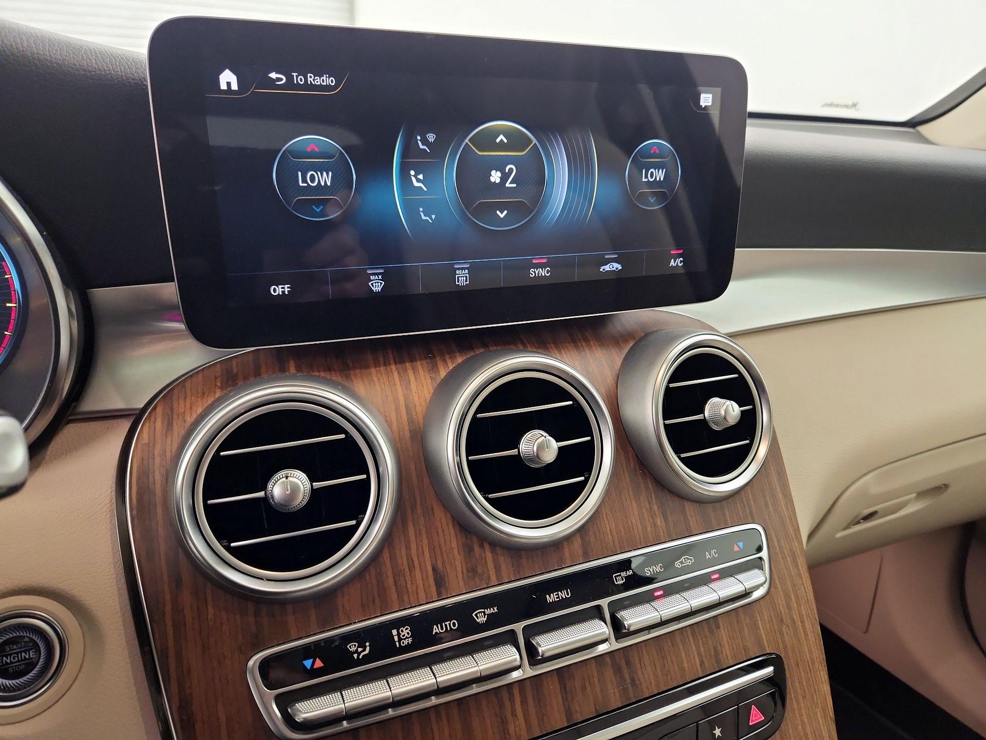 Thumbnail: 2022 Mercedes-Benz GLC - 16