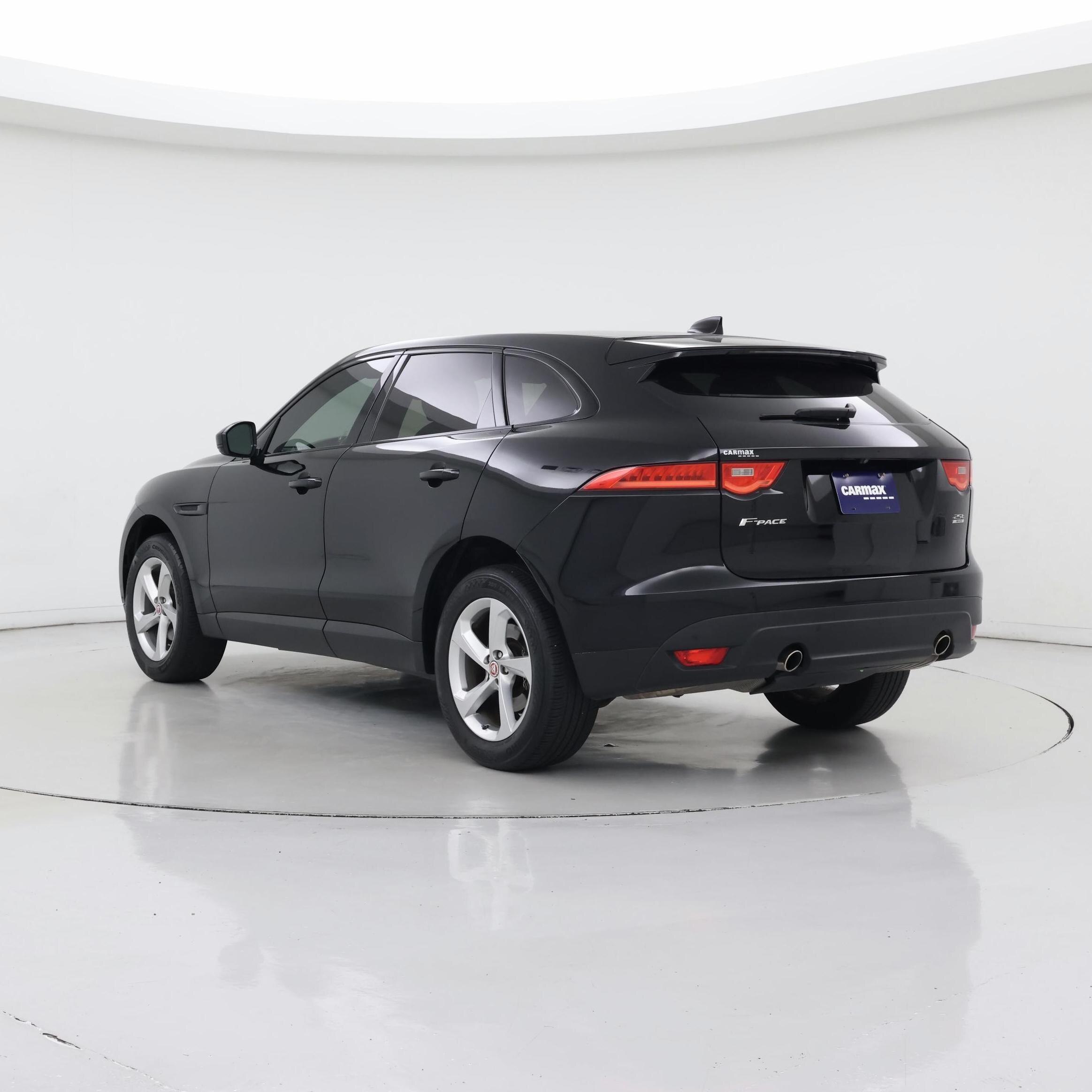 Thumbnail: 2019 Jaguar F-Pace - 2