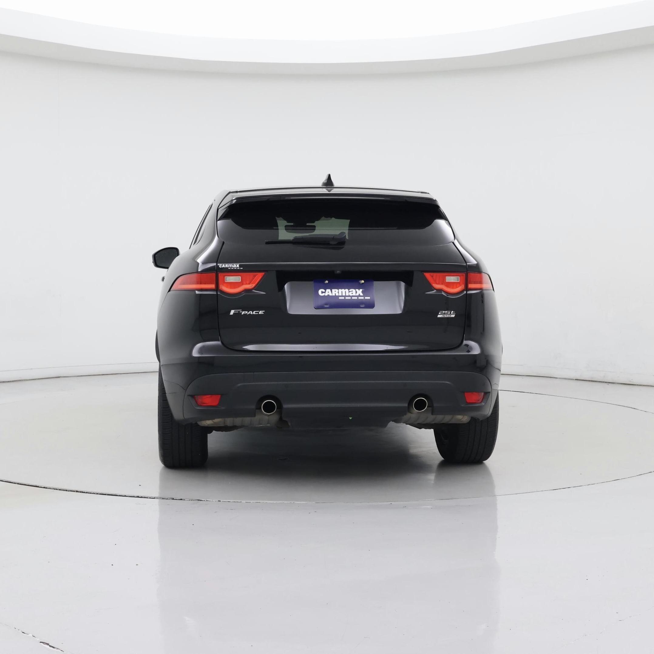 Thumbnail: 2019 Jaguar F-Pace - 6