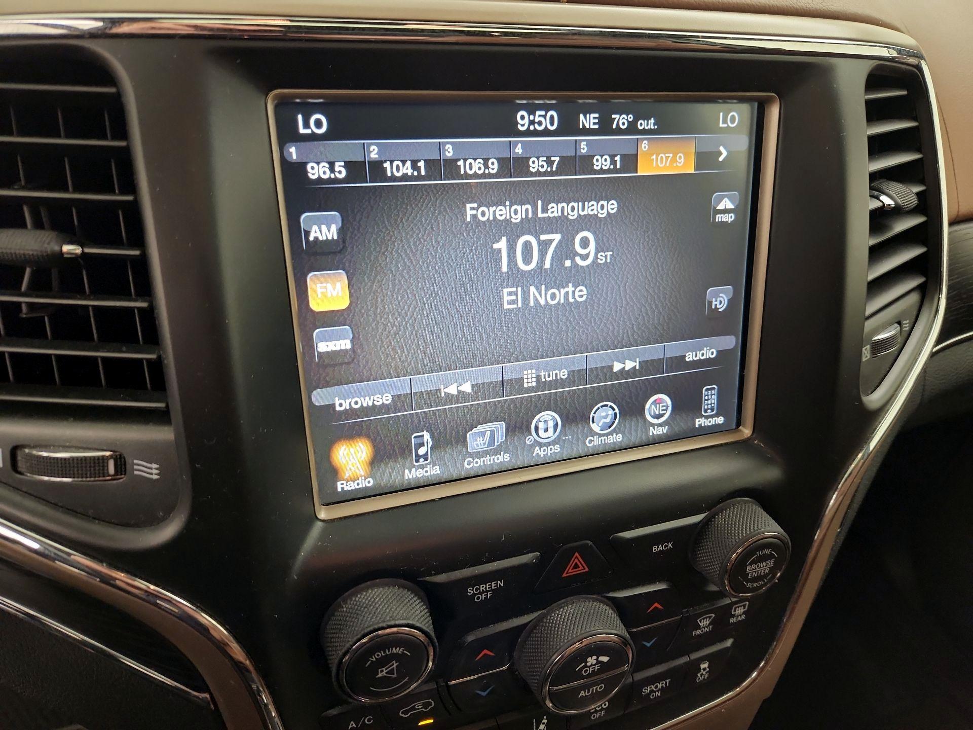 Thumbnail: 2017 Jeep Grand Cherokee - 16