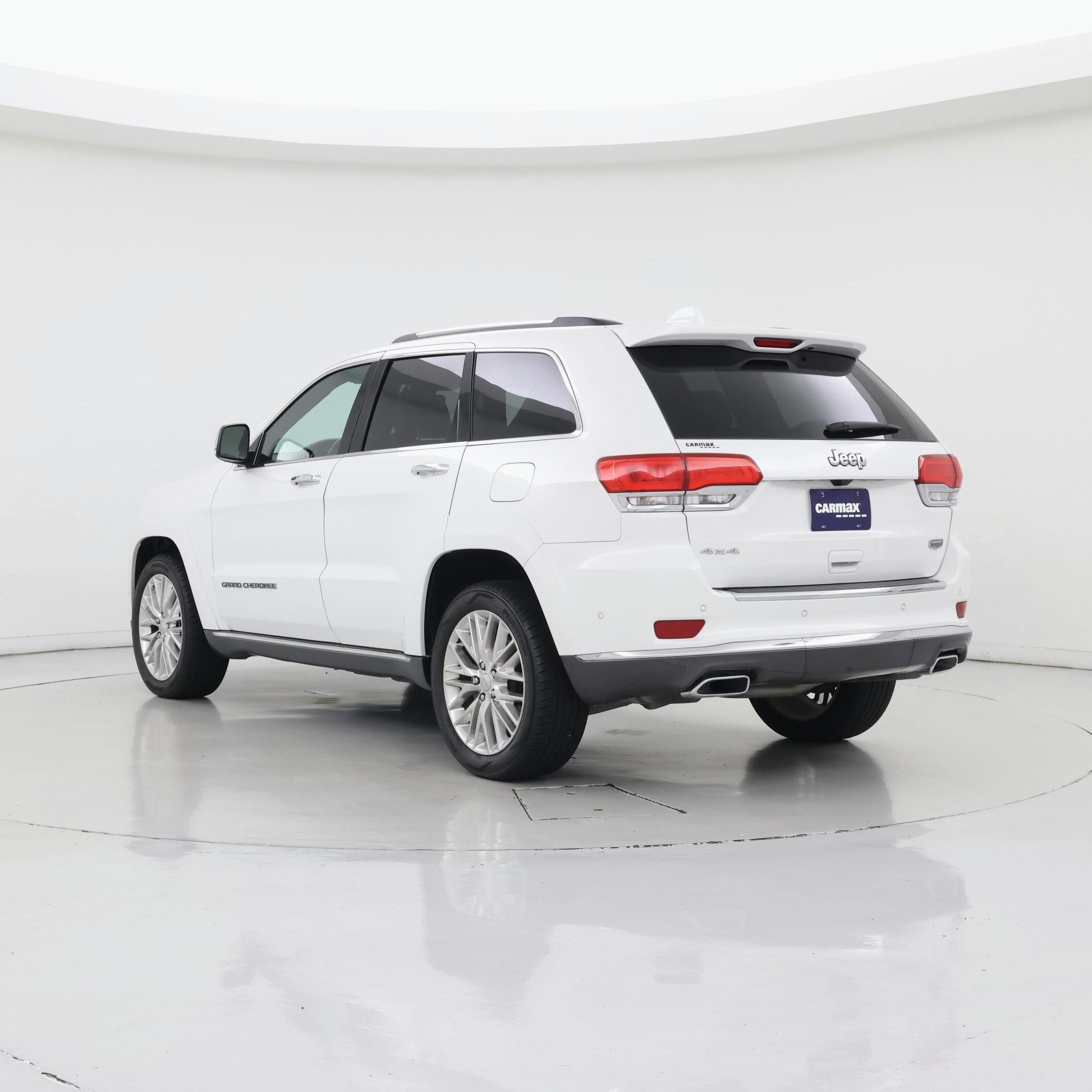 Thumbnail: 2017 Jeep Grand Cherokee - 2