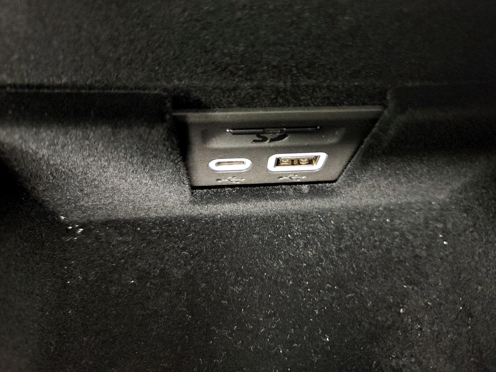 Thumbnail: 2024 Cadillac XT6 - 19