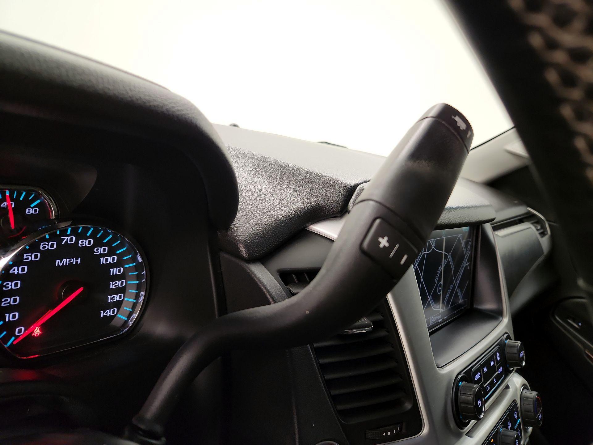 Thumbnail: 2018 GMC Yukon XL - 17