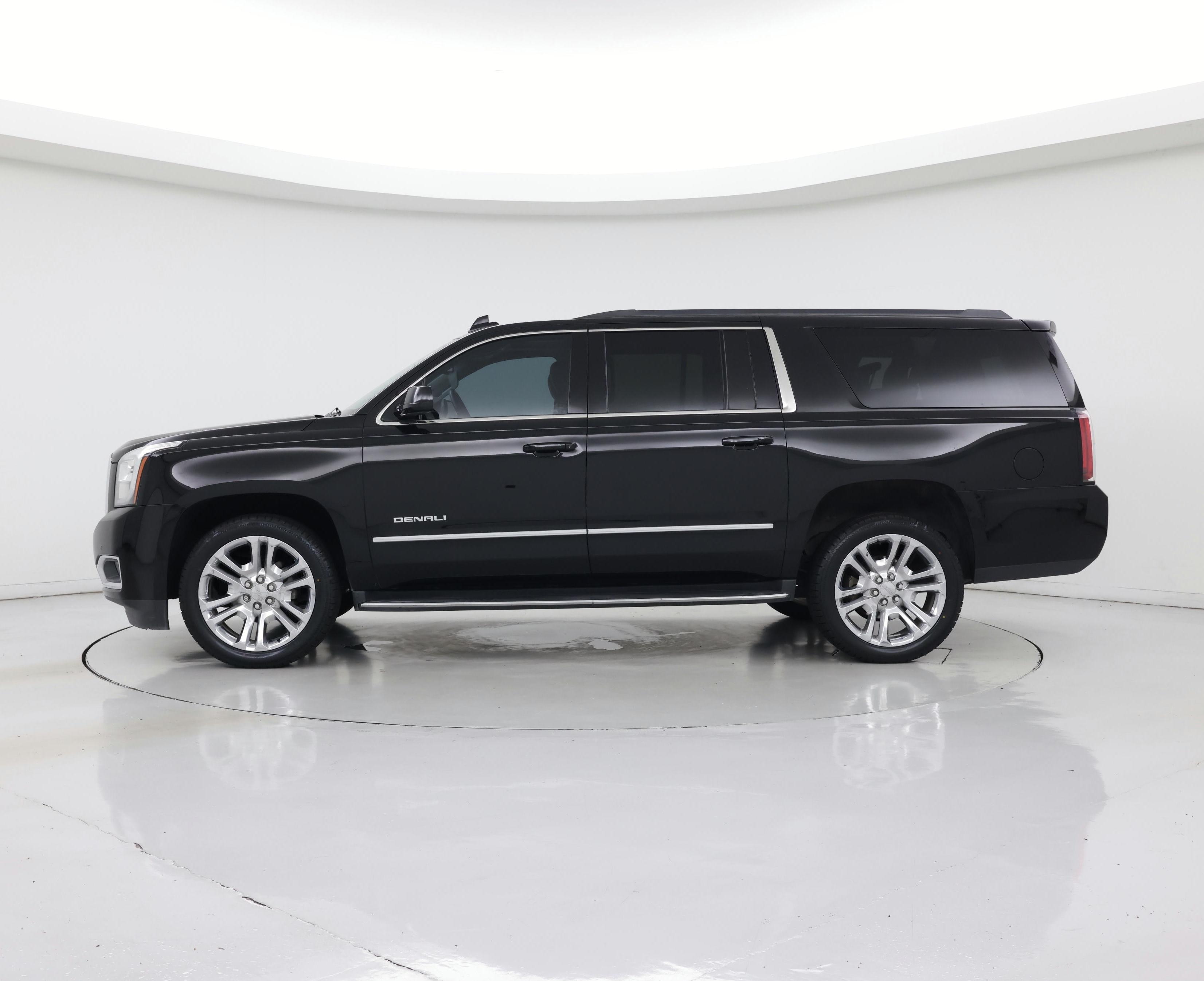 Thumbnail: 2018 GMC Yukon XL - 3