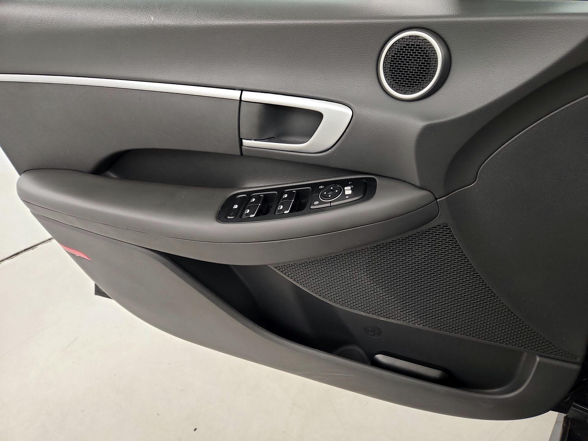 Thumbnail: 2021 Hyundai Sonata - 12