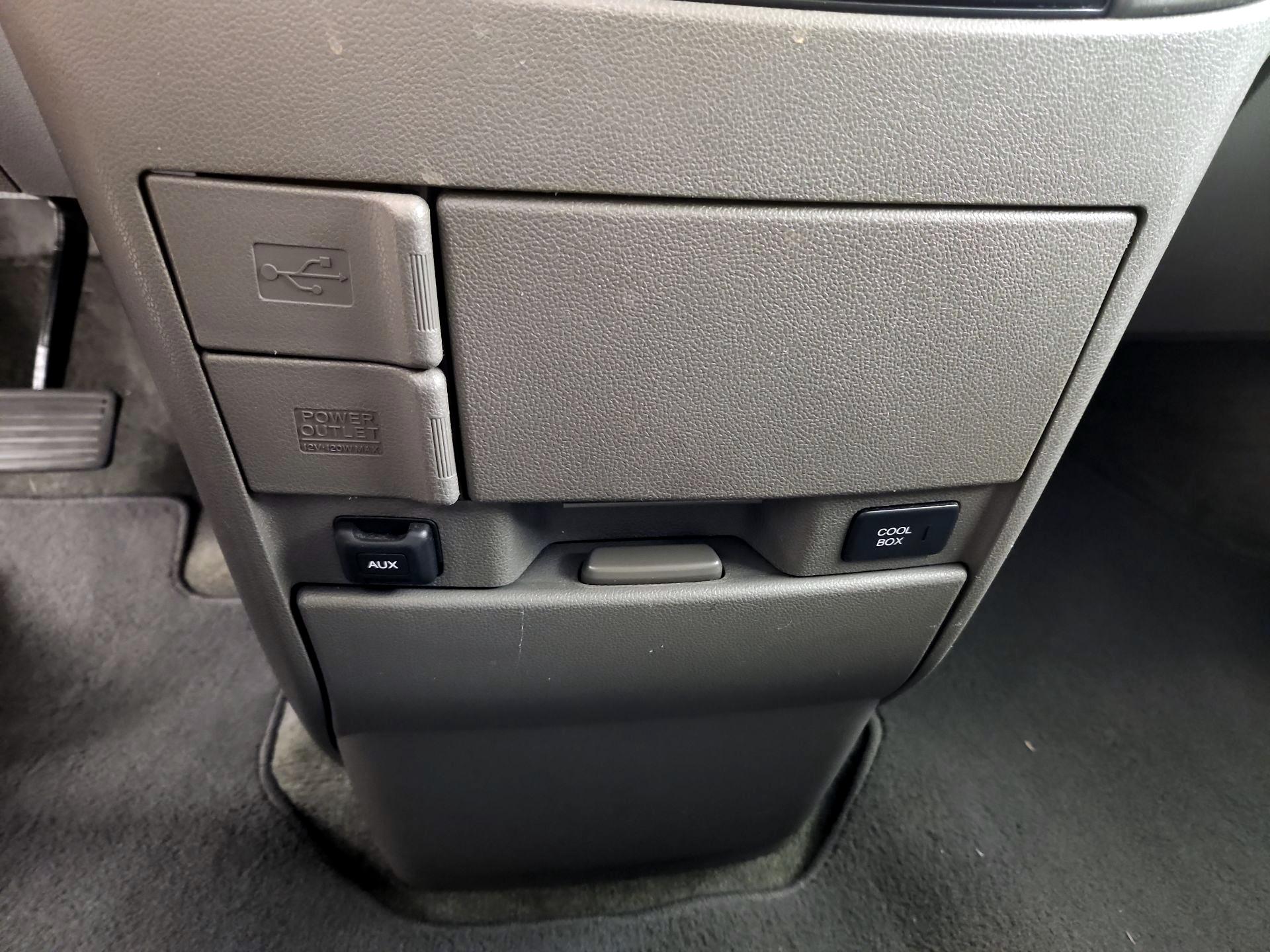 Thumbnail: 2016 Honda Odyssey - 18