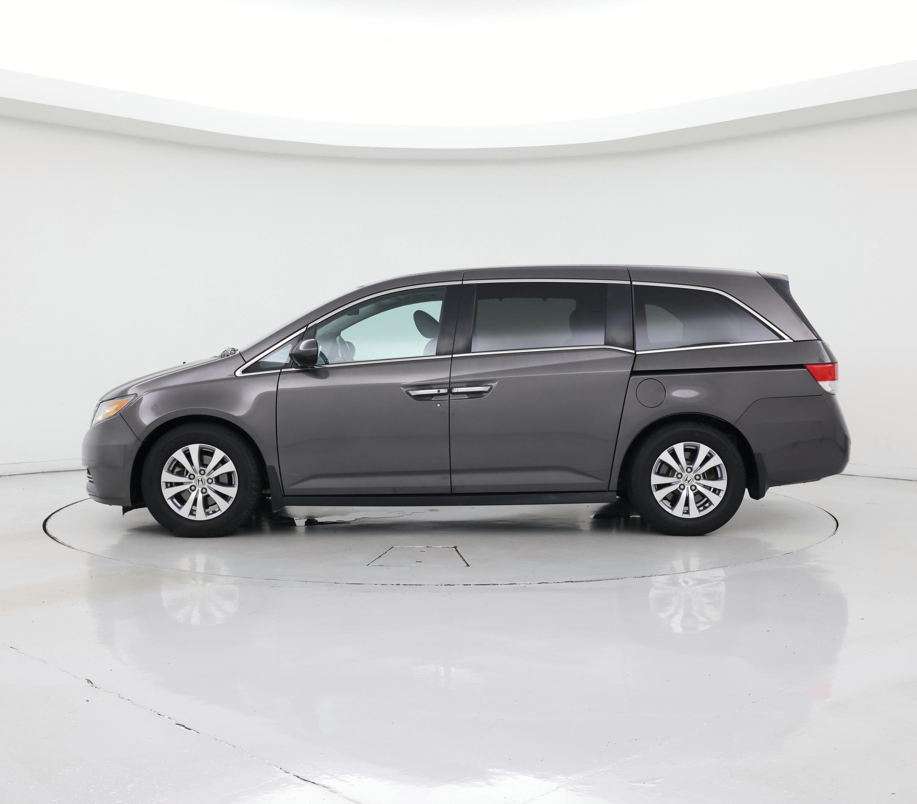 Thumbnail: 2016 Honda Odyssey - 3