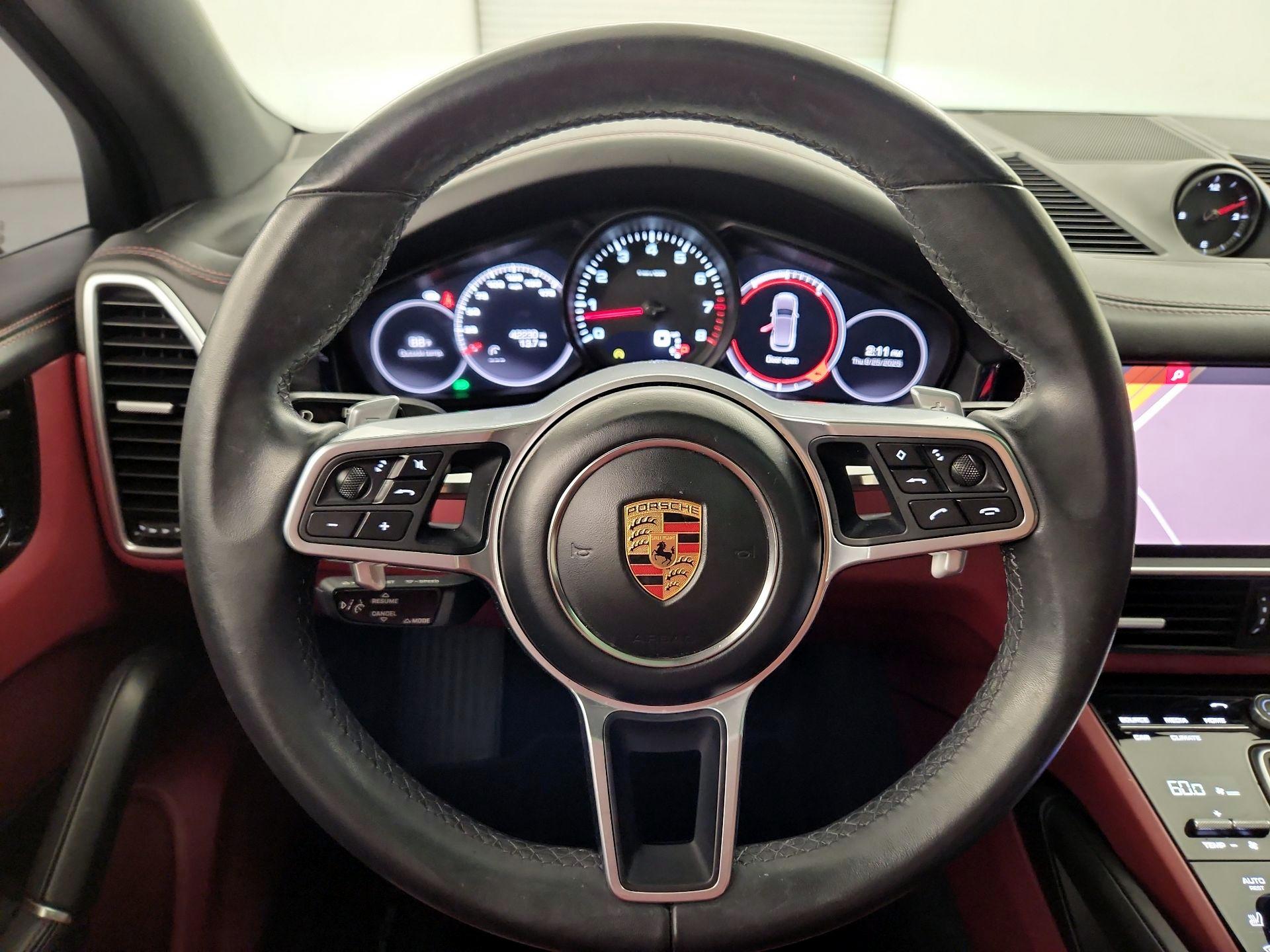 Thumbnail: 2021 Porsche Cayenne - 10