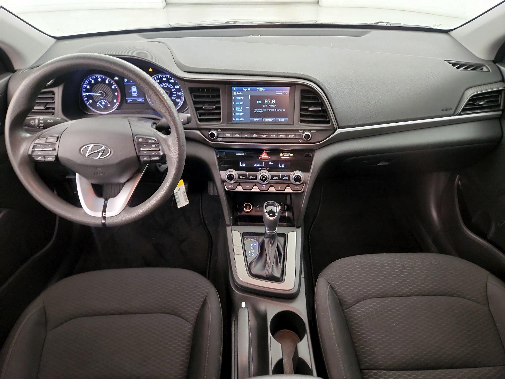 Thumbnail: 2020 Hyundai Elantra - 9