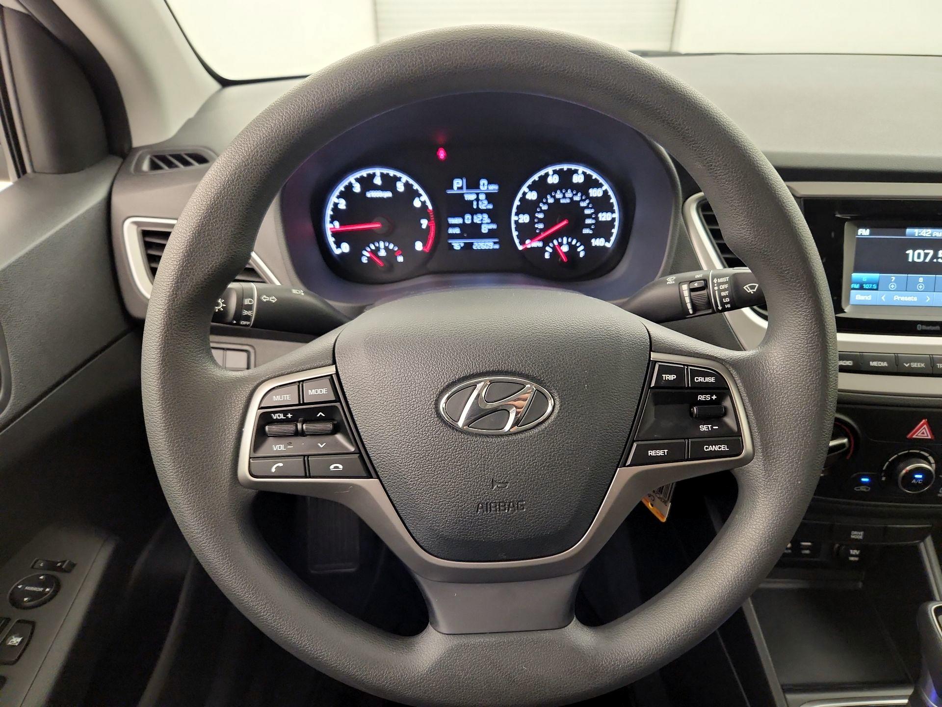 Thumbnail: 2022 Hyundai Accent - 10