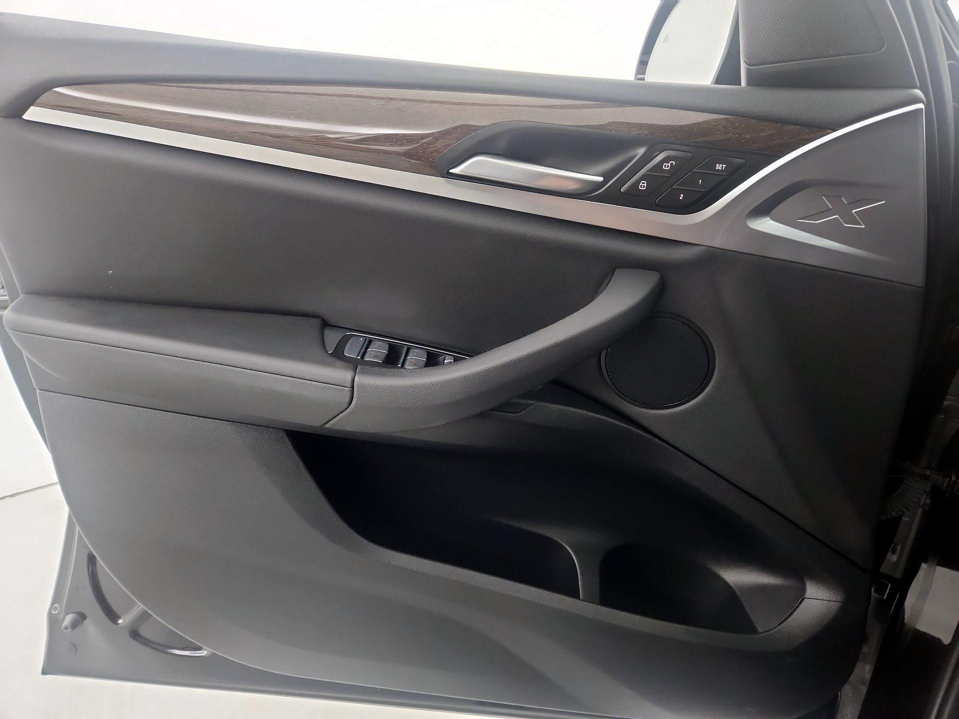 Thumbnail: 2021 BMW X3 - 12