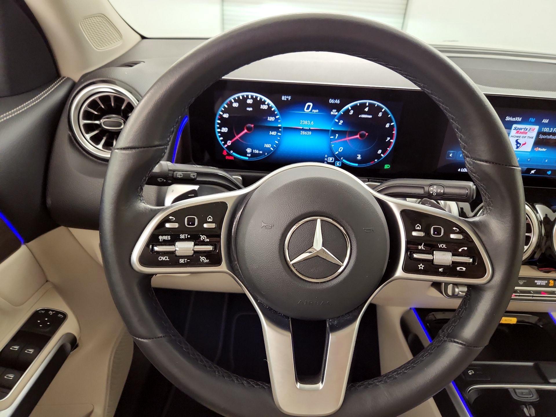 Thumbnail: 2023 Mercedes-Benz GLB - 10