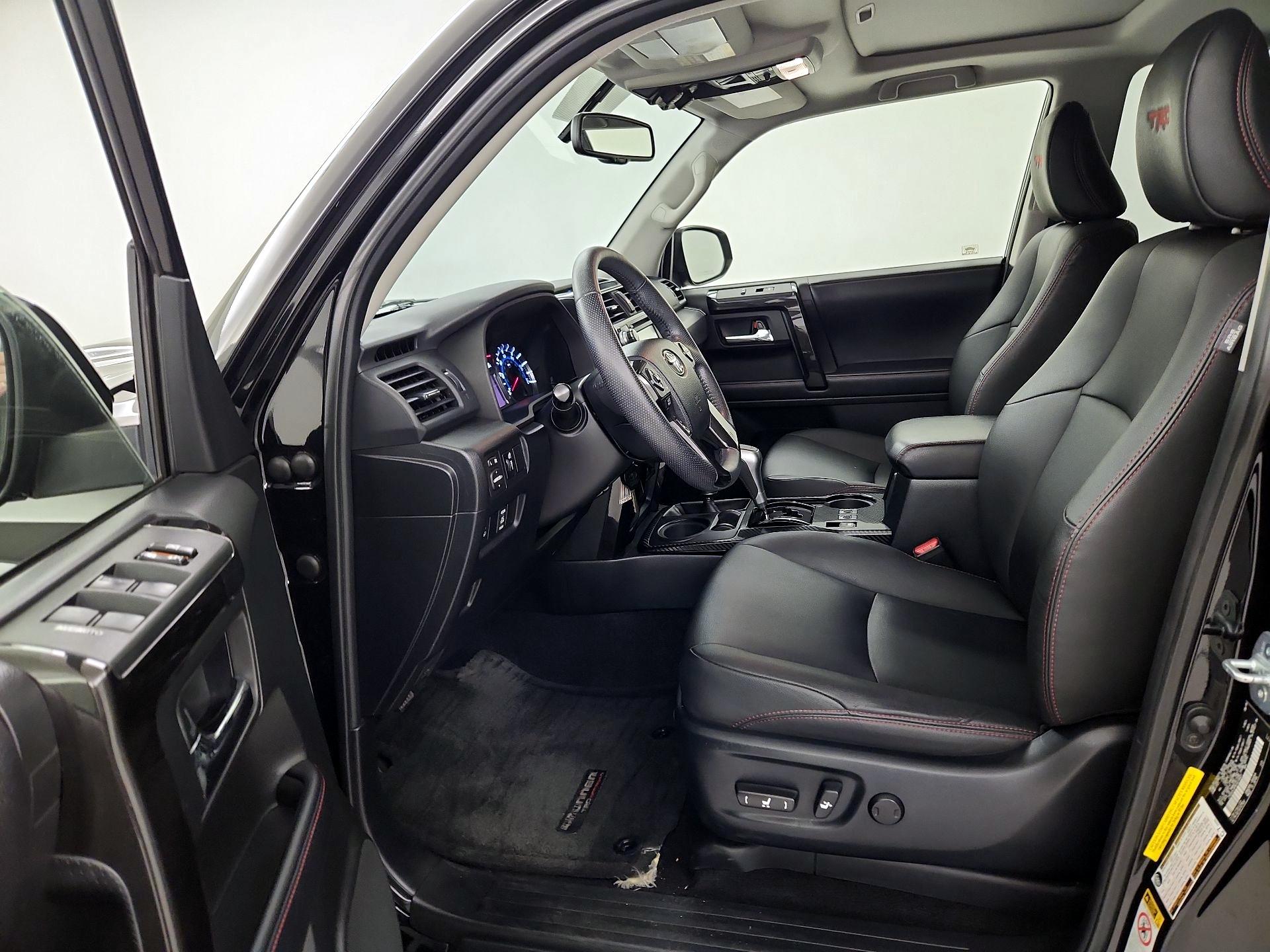 Thumbnail: 2019 Toyota 4Runner - 11