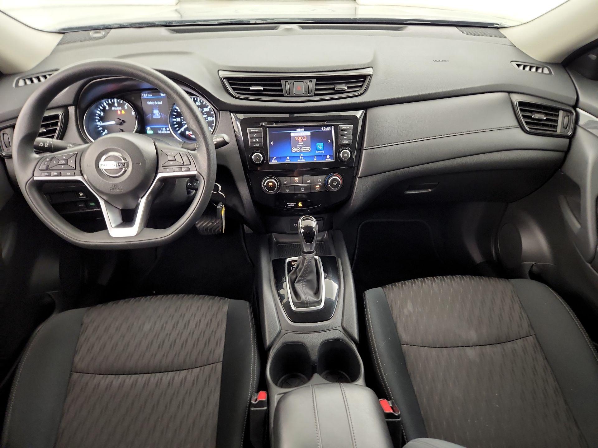 Thumbnail: 2018 Nissan Rogue - 9