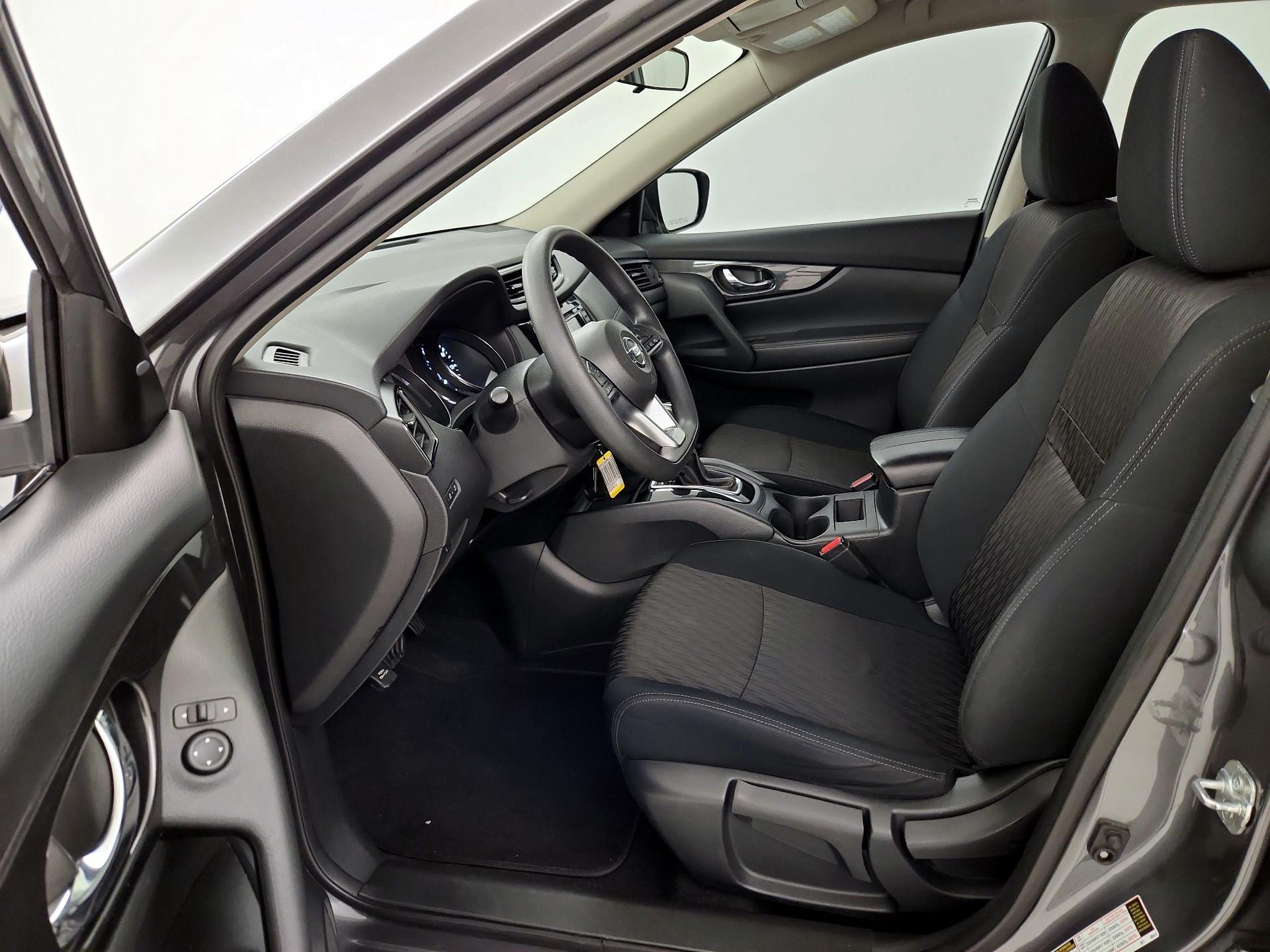 Thumbnail: 2018 Nissan Rogue - 11