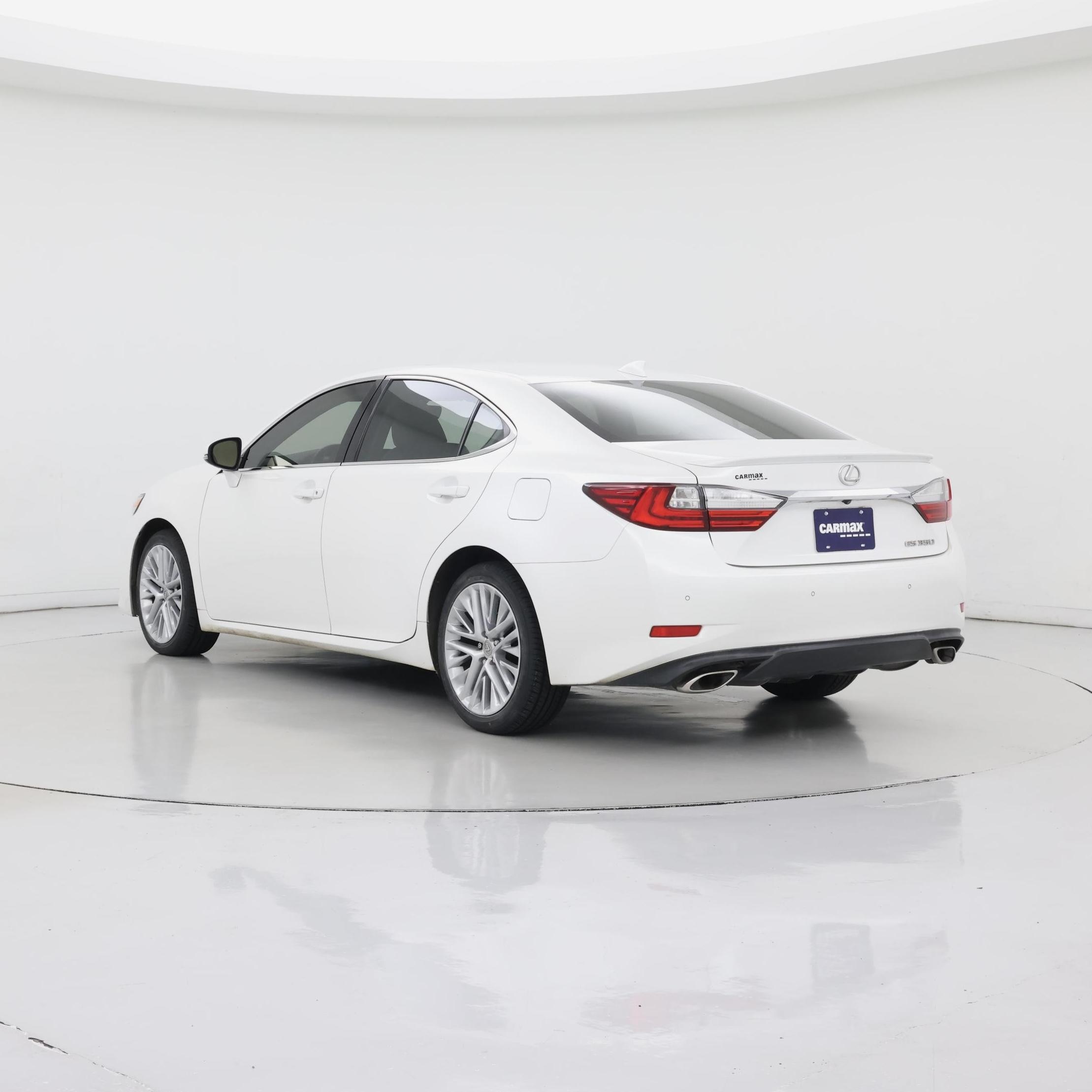 Thumbnail: 2016 Lexus ES - 2