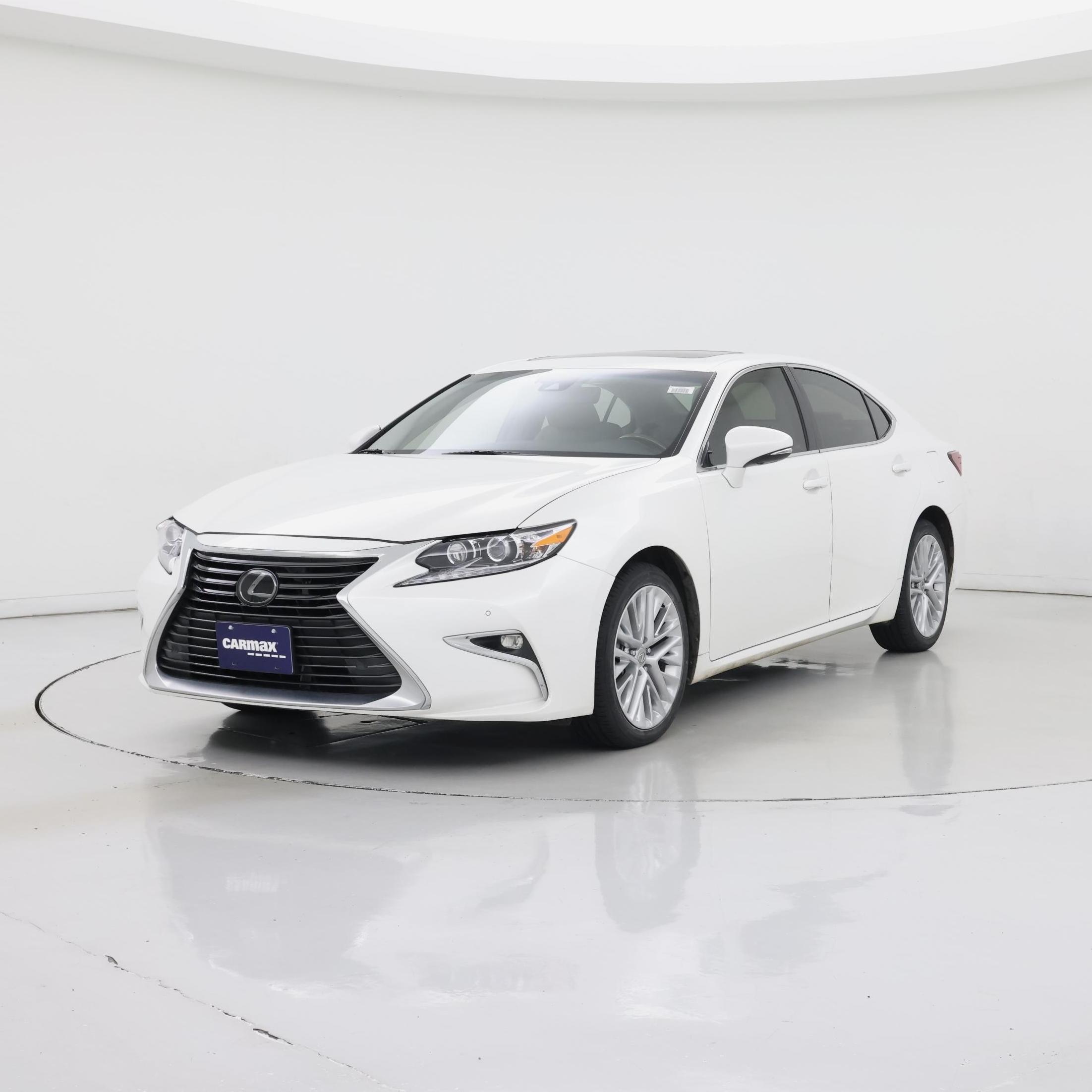 Thumbnail: 2016 Lexus ES - 4