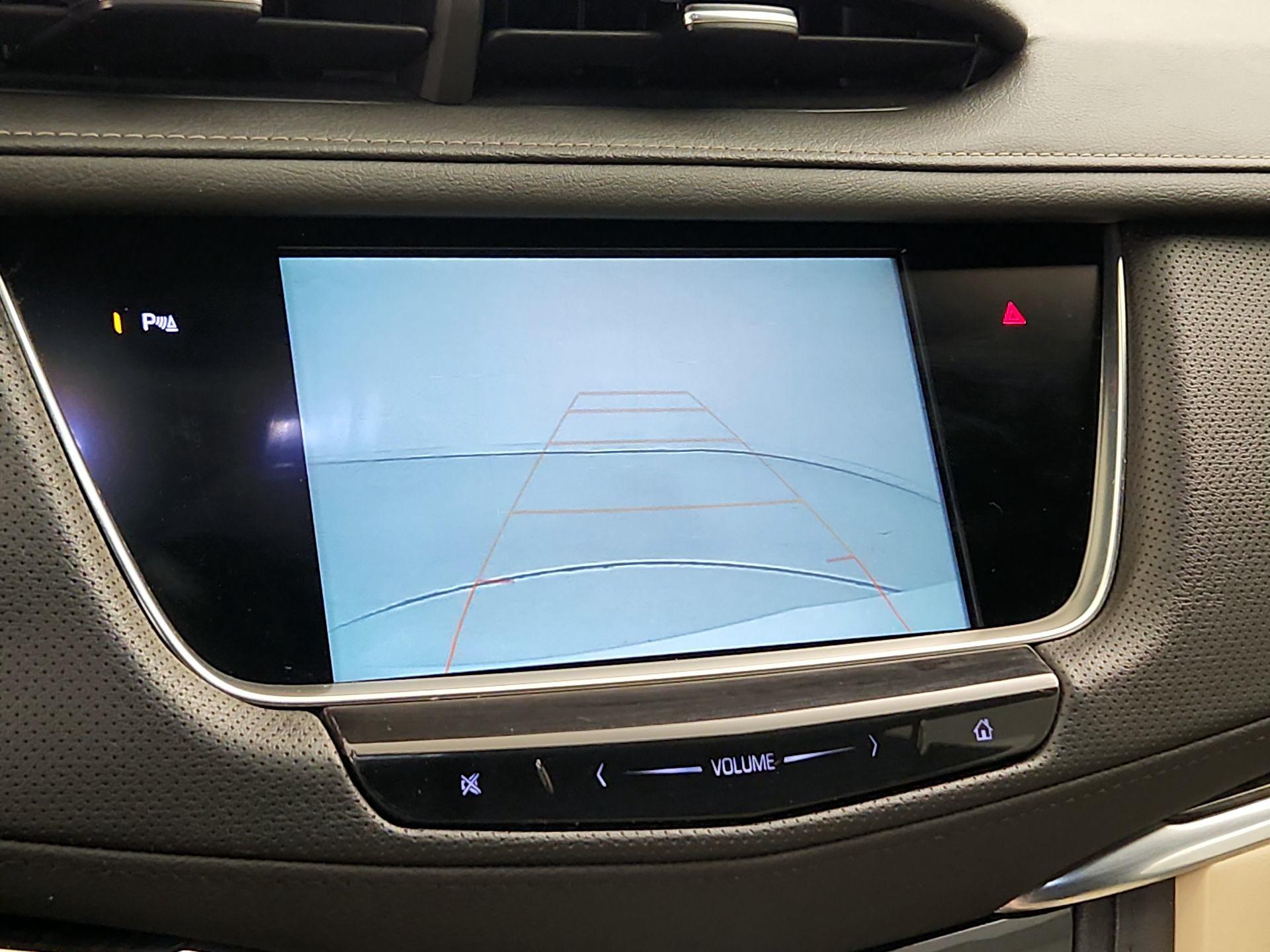 Thumbnail: 2019 Cadillac XT5 - 15