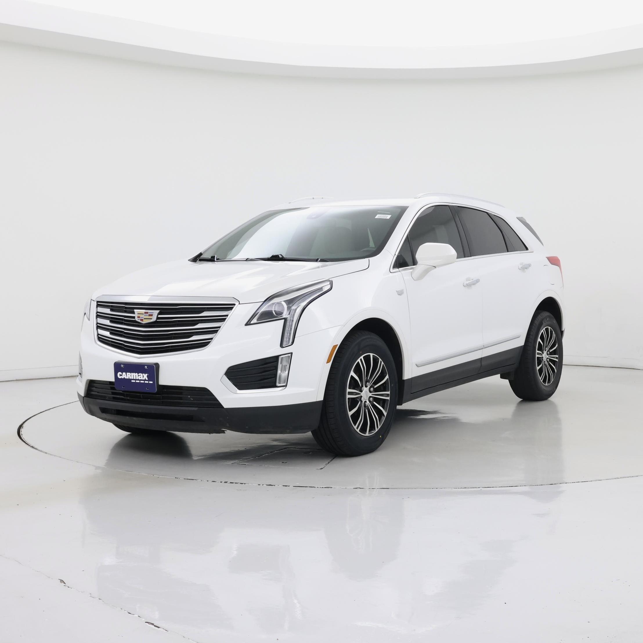 Thumbnail: 2019 Cadillac XT5 - 4