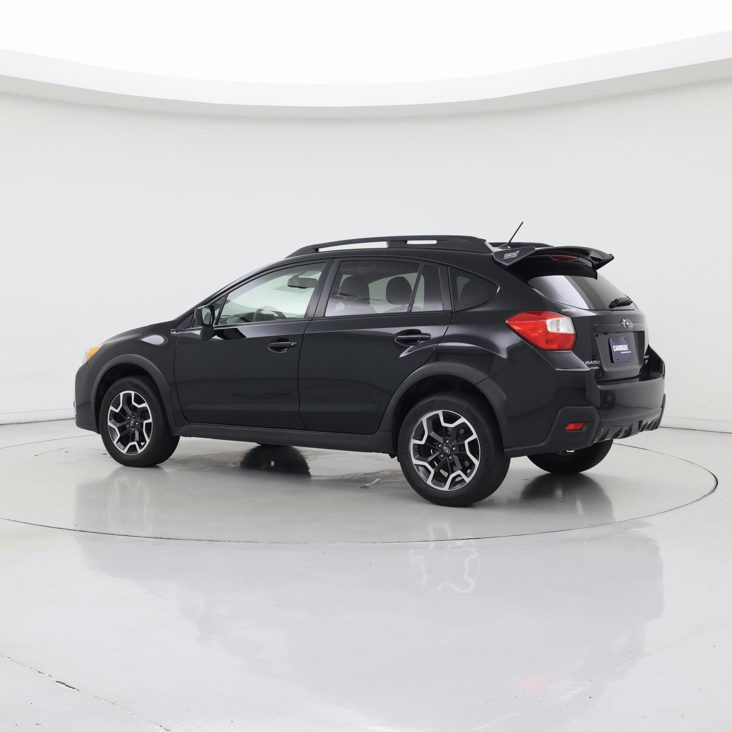 Thumbnail: 2016 Subaru XV Crosstrek - 3