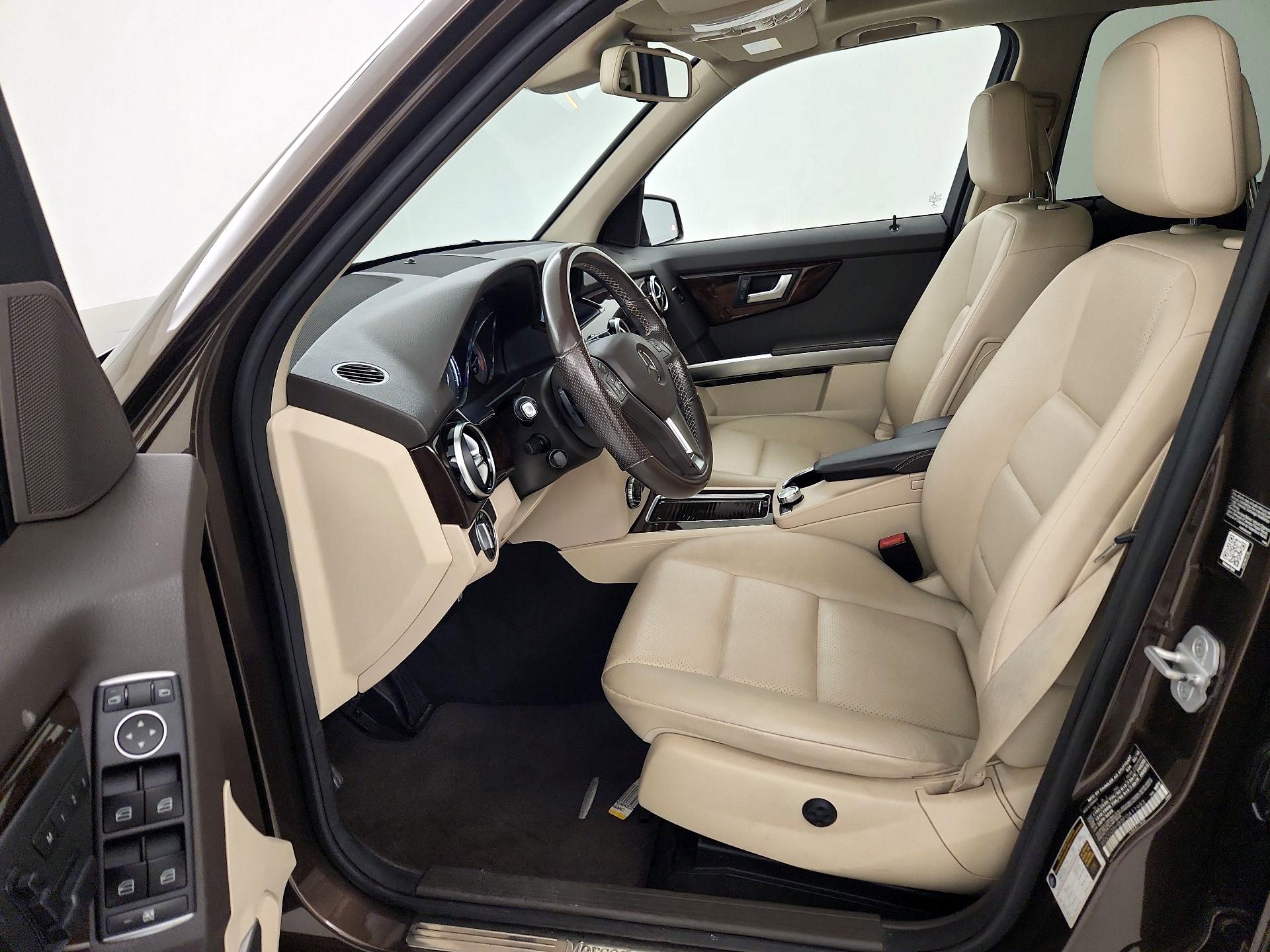 Thumbnail: 2015 Mercedes-Benz GLK - 11