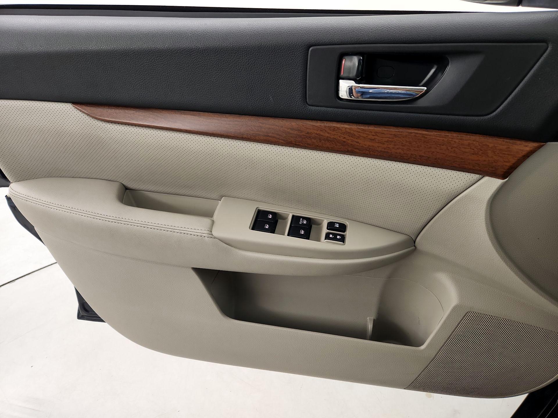 Thumbnail: 2014 Subaru Outback - 12