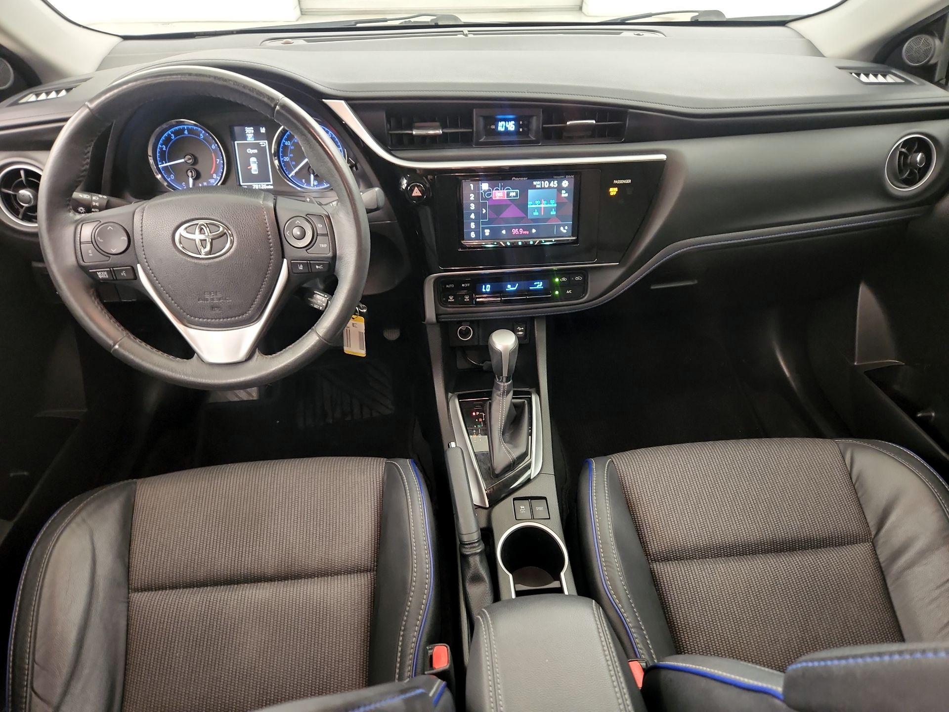 Thumbnail: 2017 Toyota Corolla - 9