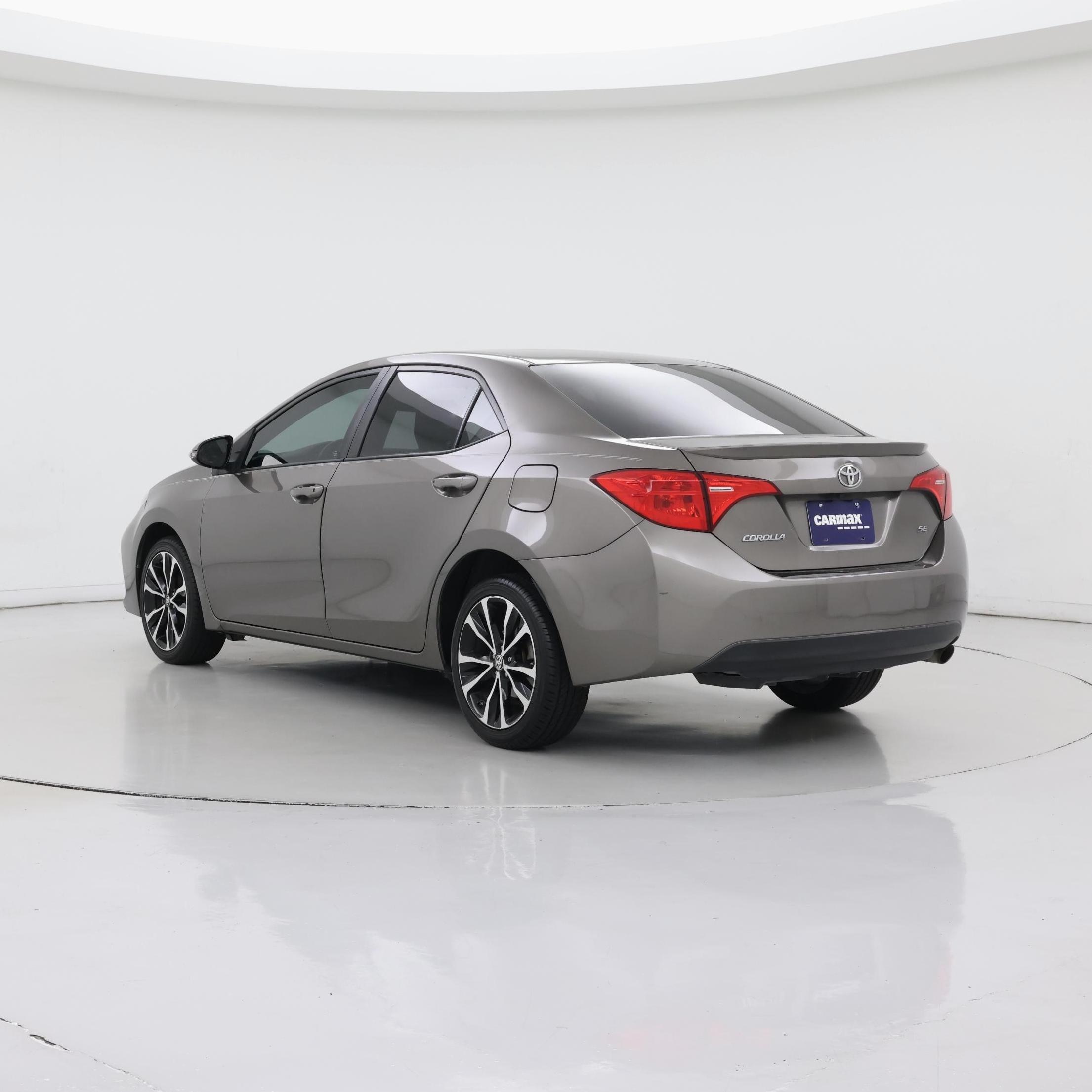 Thumbnail: 2017 Toyota Corolla - 2
