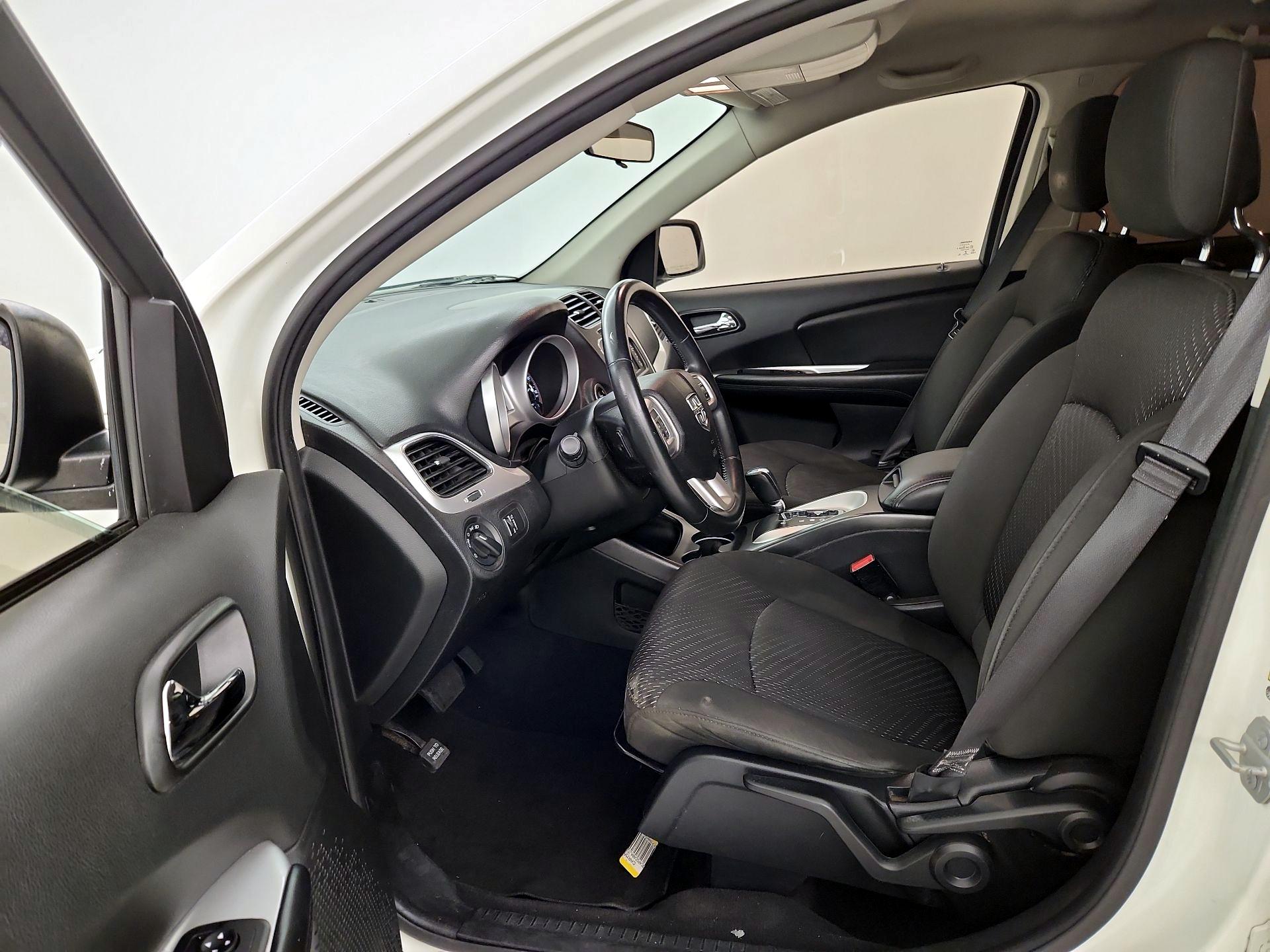 Thumbnail: 2018 Dodge Journey - 11