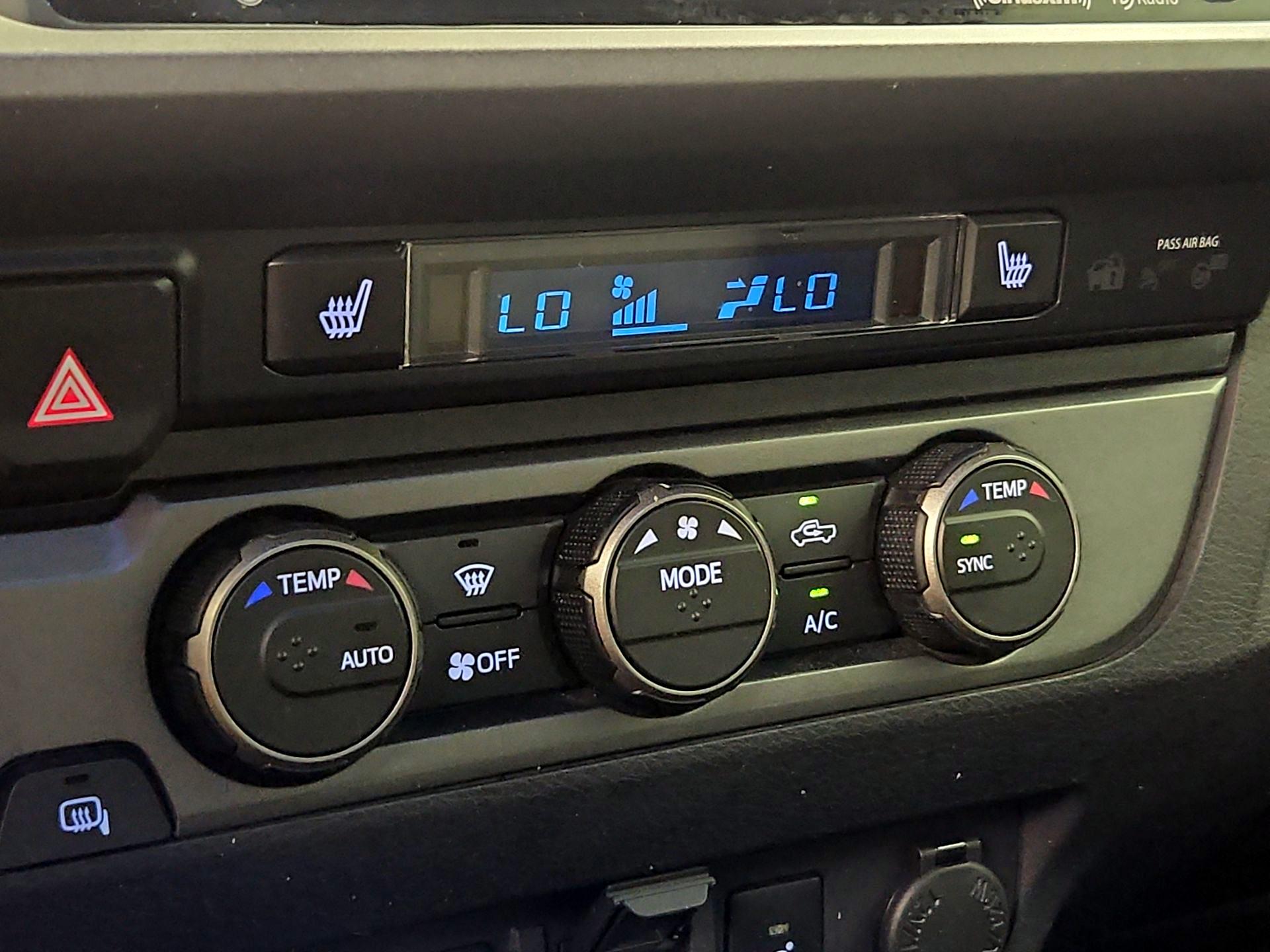 Thumbnail: 2020 Toyota Tacoma - 17