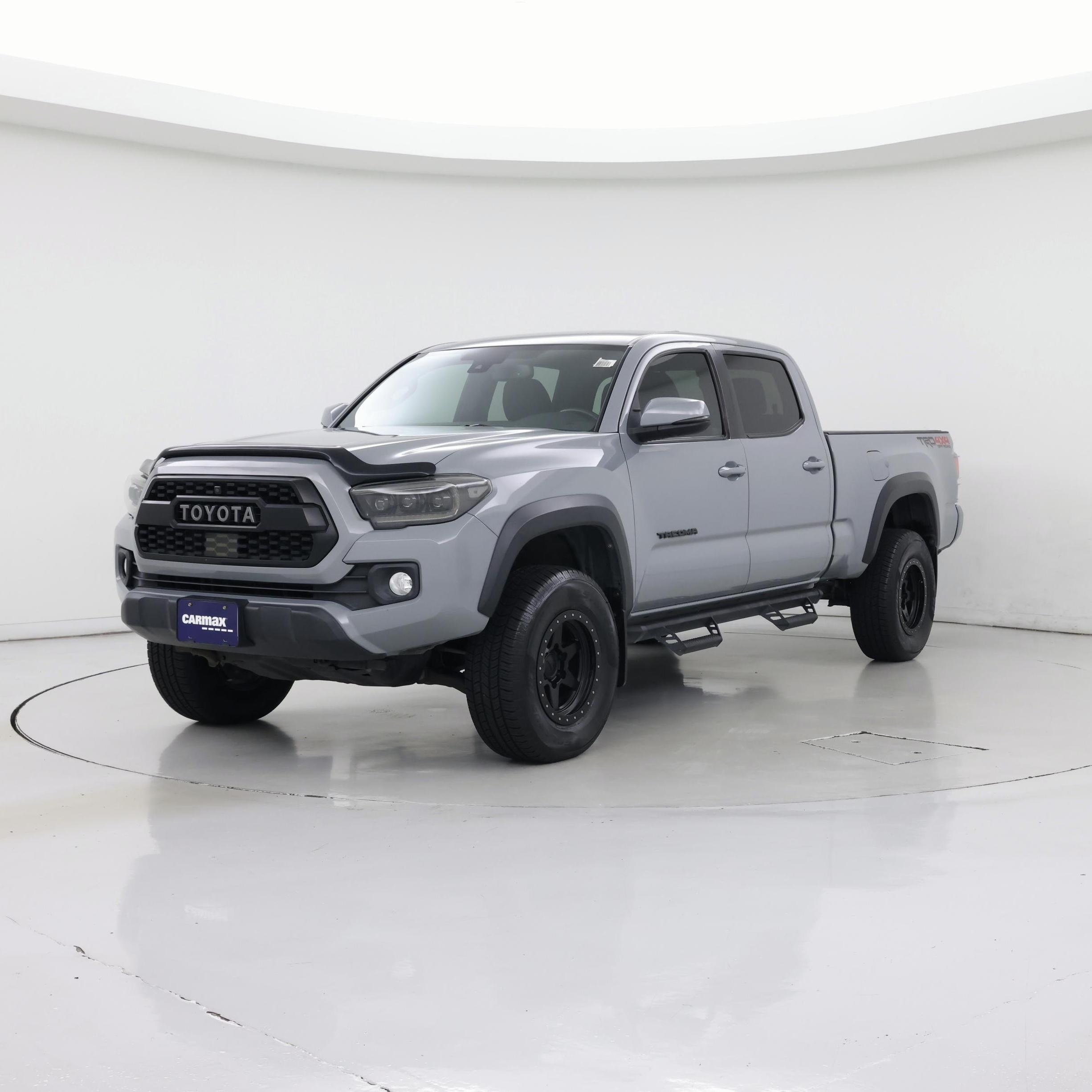 Thumbnail: 2020 Toyota Tacoma - 4