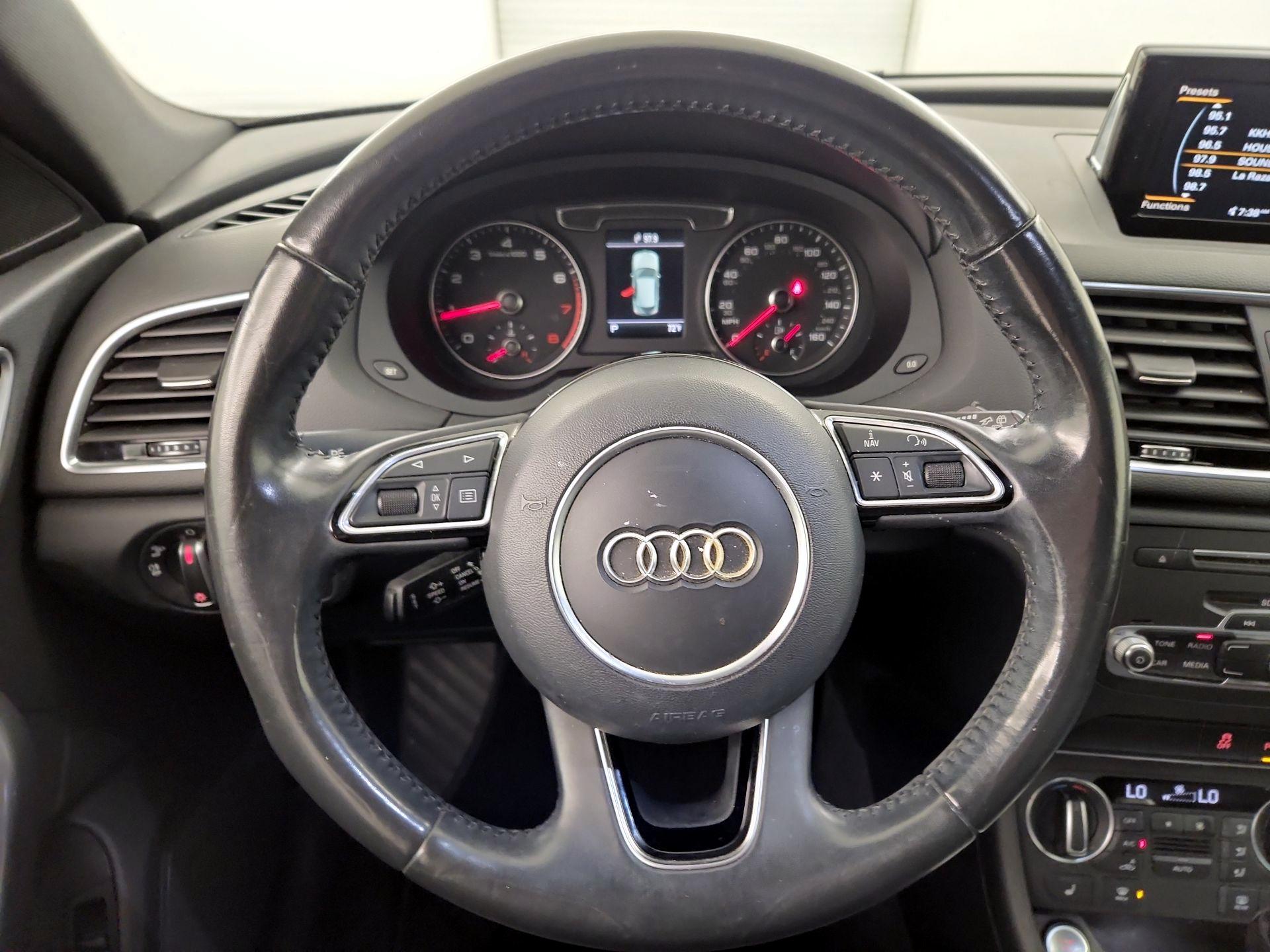 Thumbnail: 2018 Audi Q3 - 10
