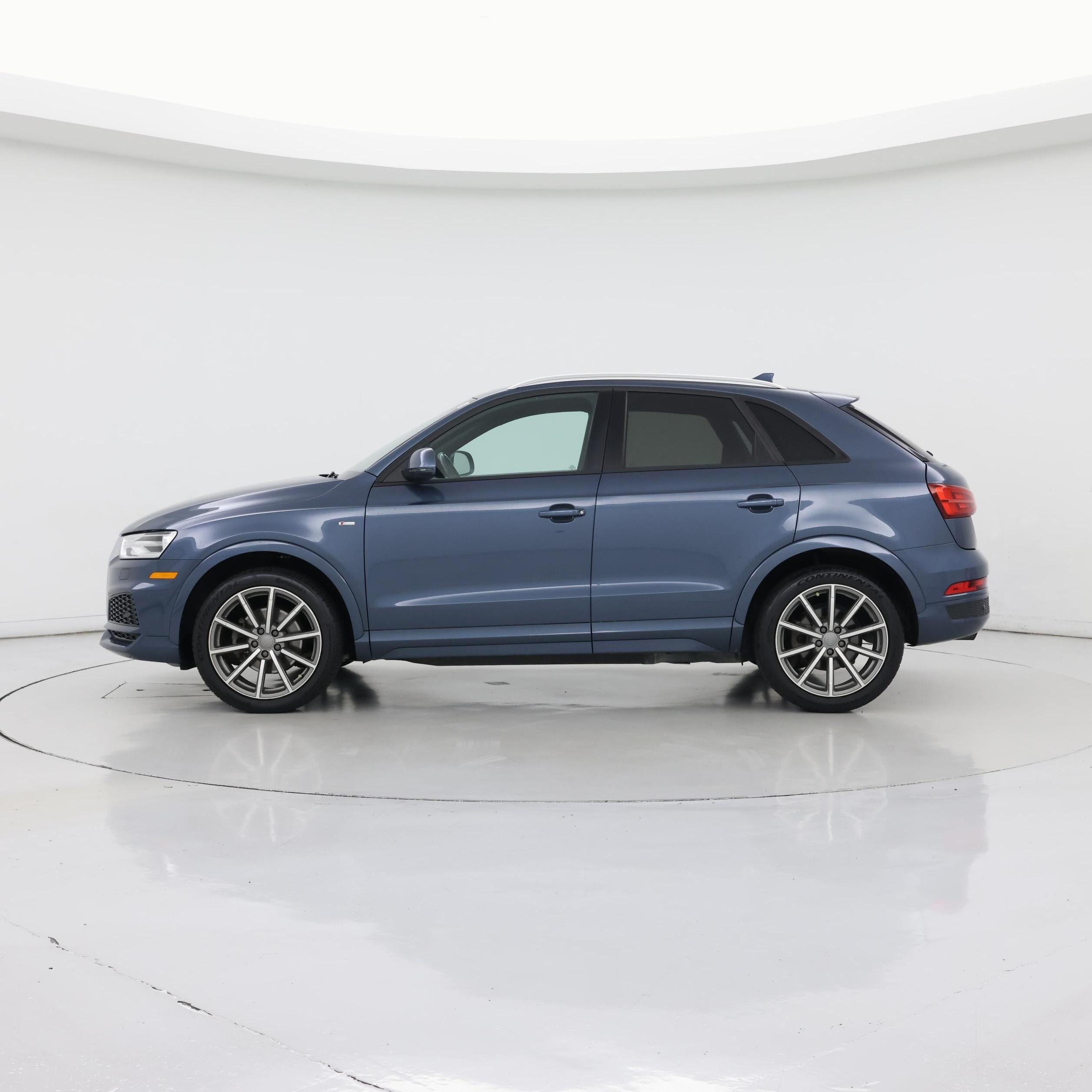 Thumbnail: 2018 Audi Q3 - 3