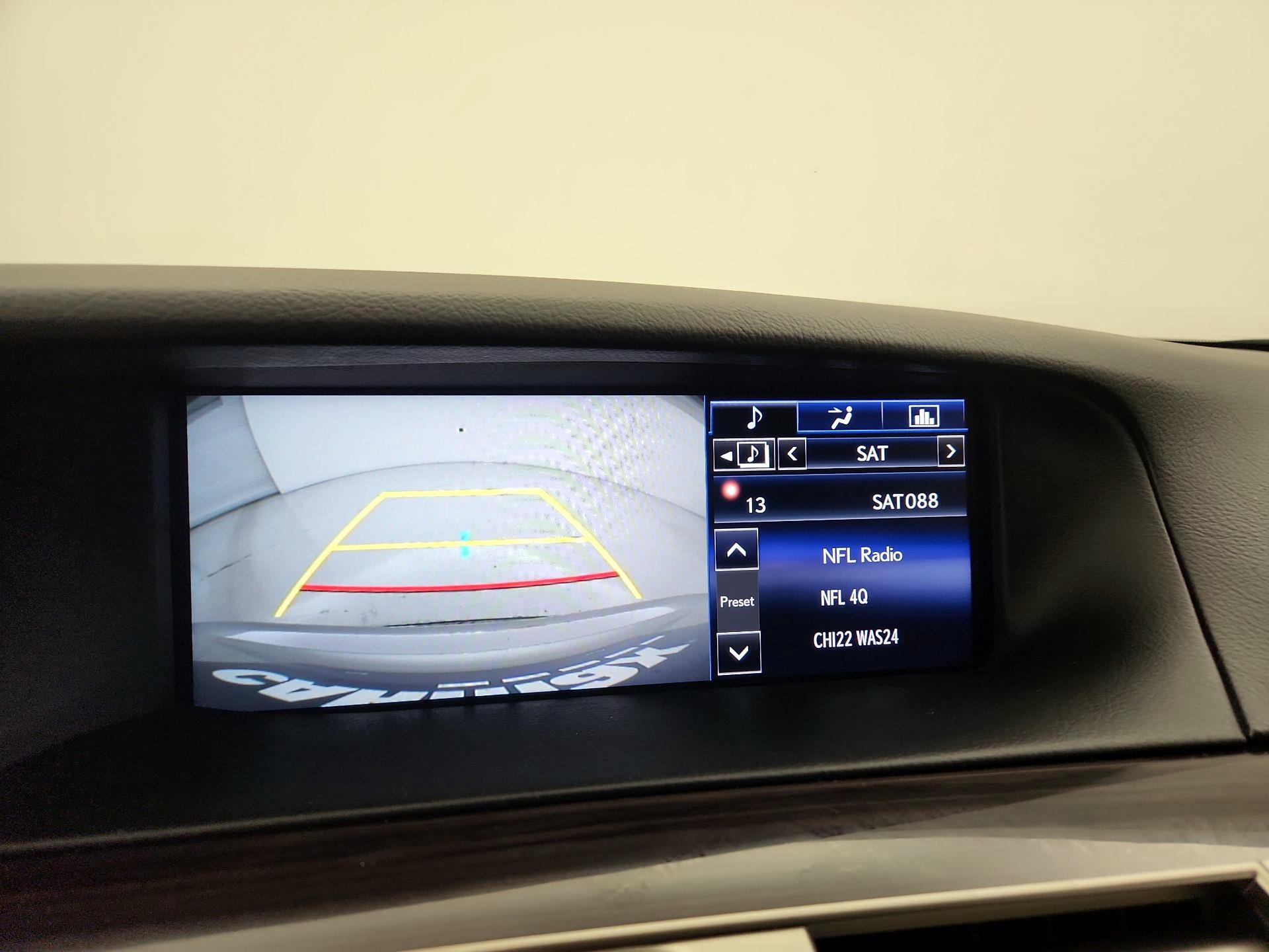 Thumbnail: 2015 Lexus LS - 15