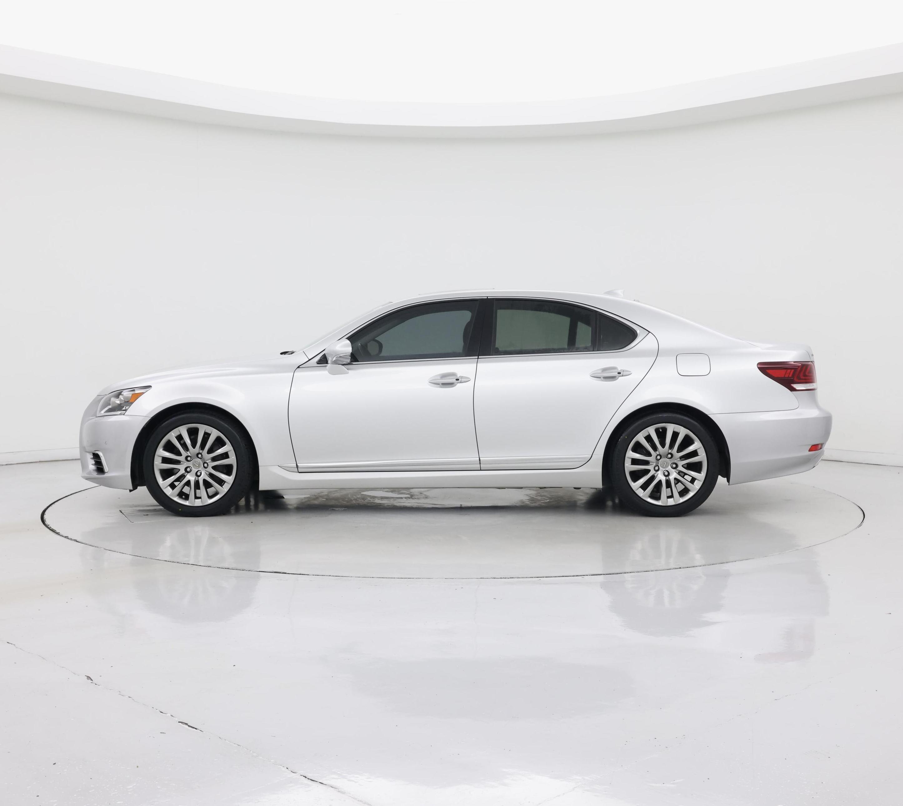 Thumbnail: 2015 Lexus LS - 3
