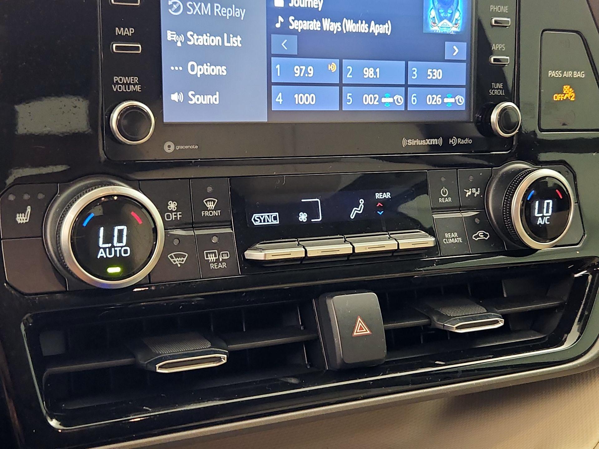 Thumbnail: 2021 Toyota Highlander - 16