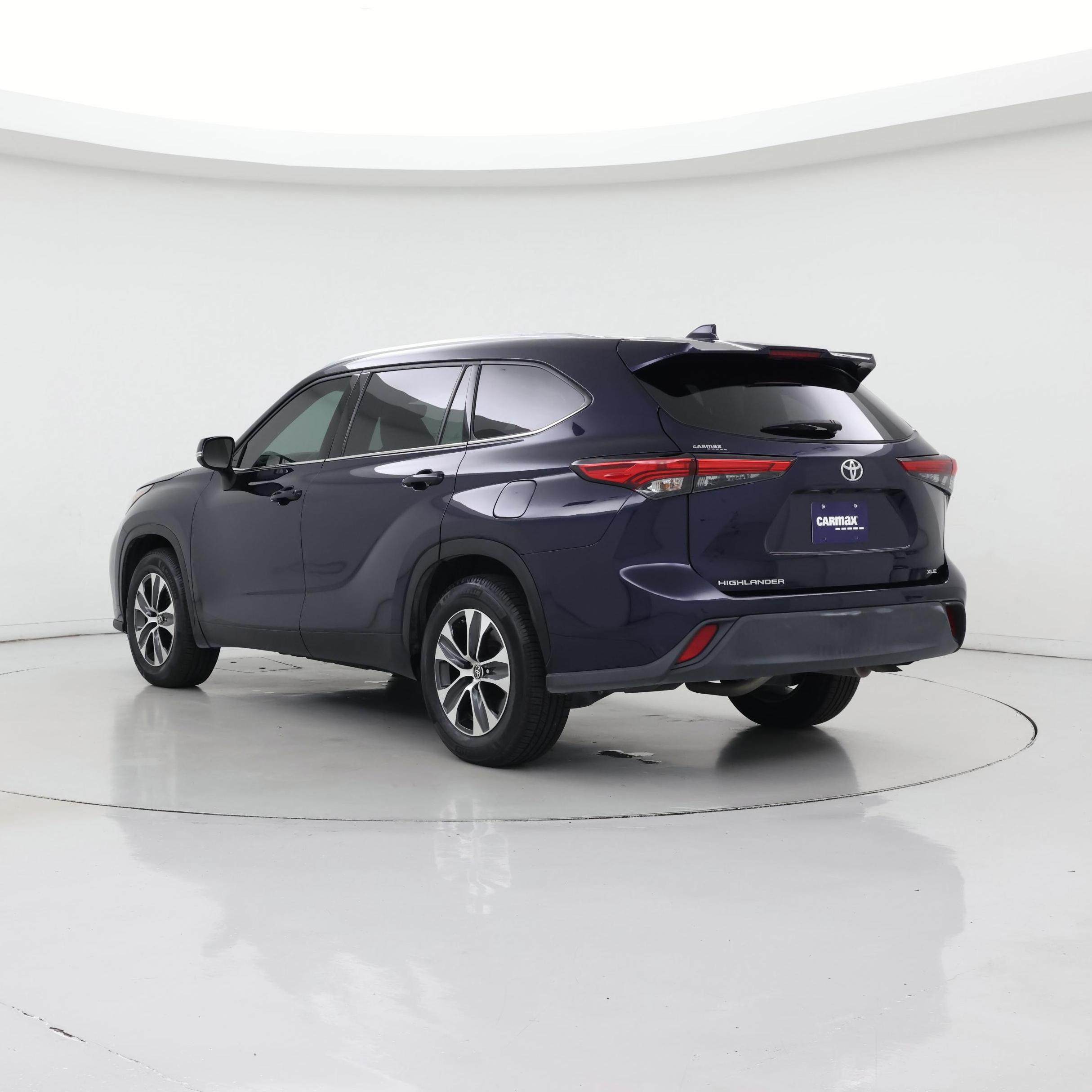 Thumbnail: 2021 Toyota Highlander - 2