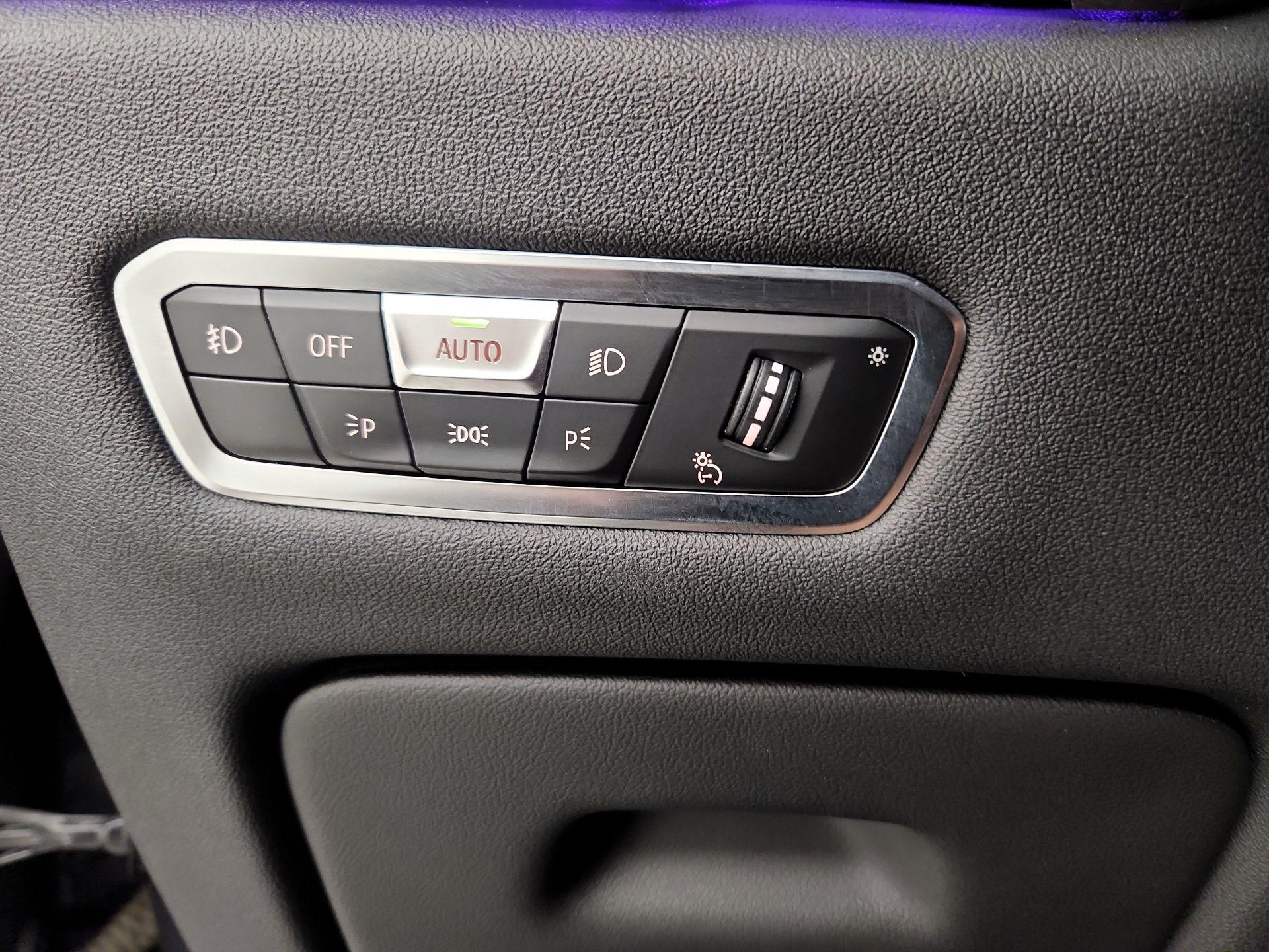 Thumbnail: 2020 BMW X5 - 13