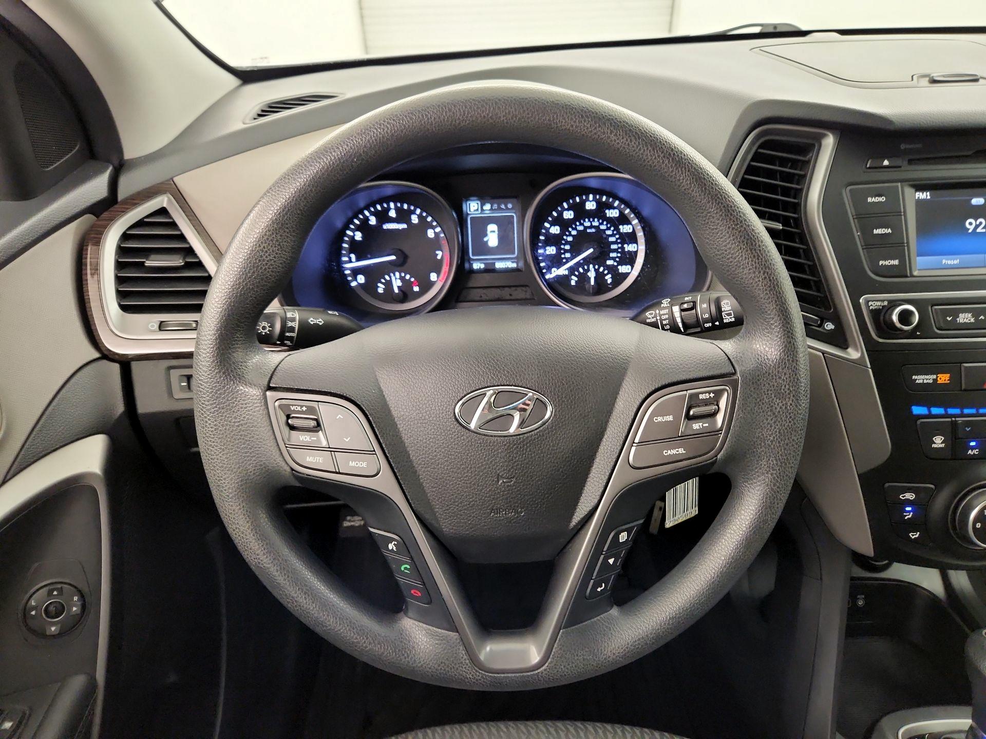 Thumbnail: 2018 Hyundai Santa Fe - 10