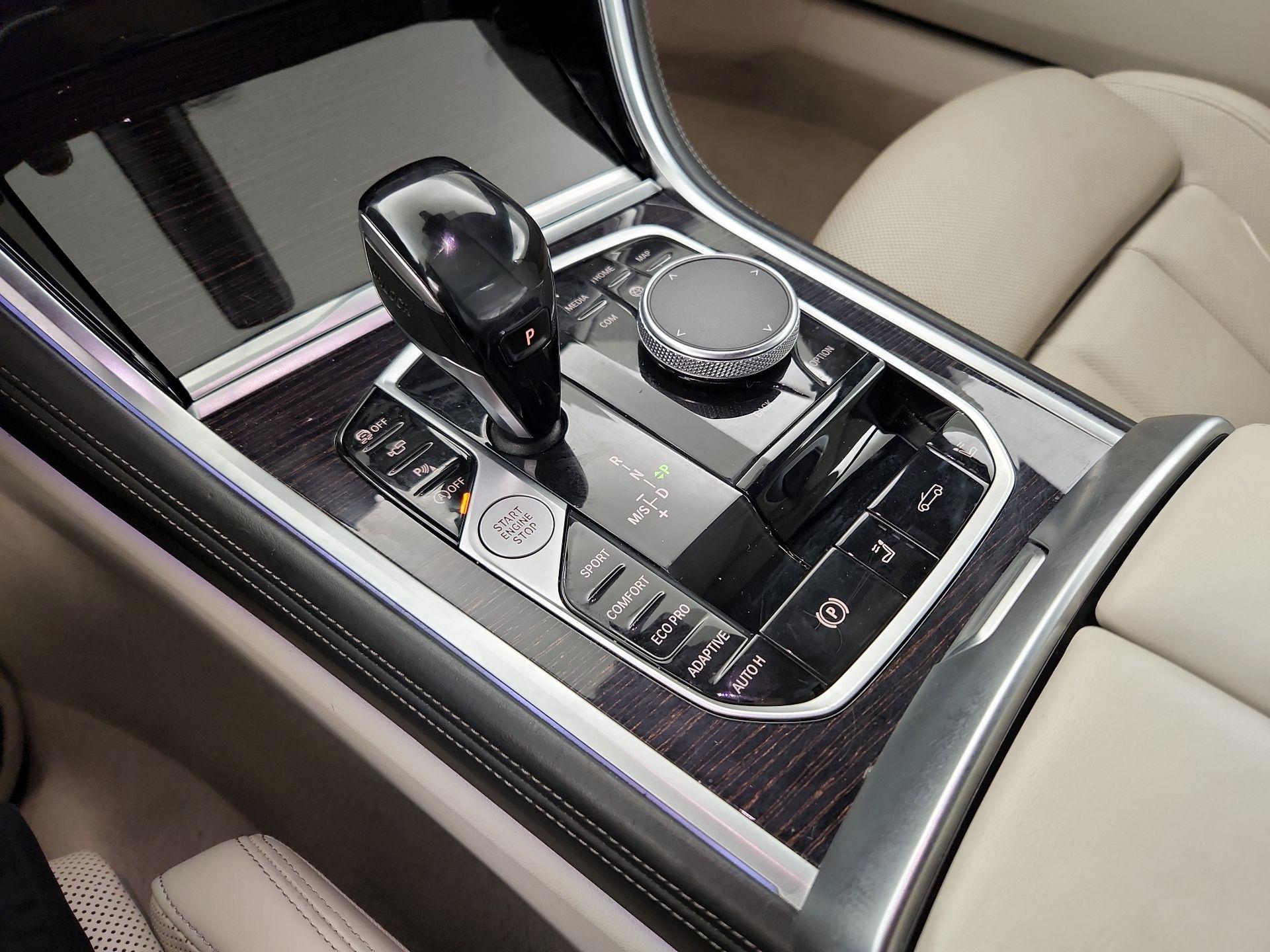 Thumbnail: 2021 BMW 8 Series - 18