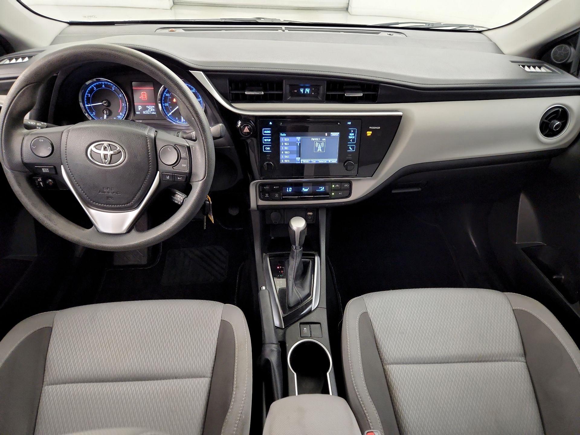 Thumbnail: 2017 Toyota Corolla - 9