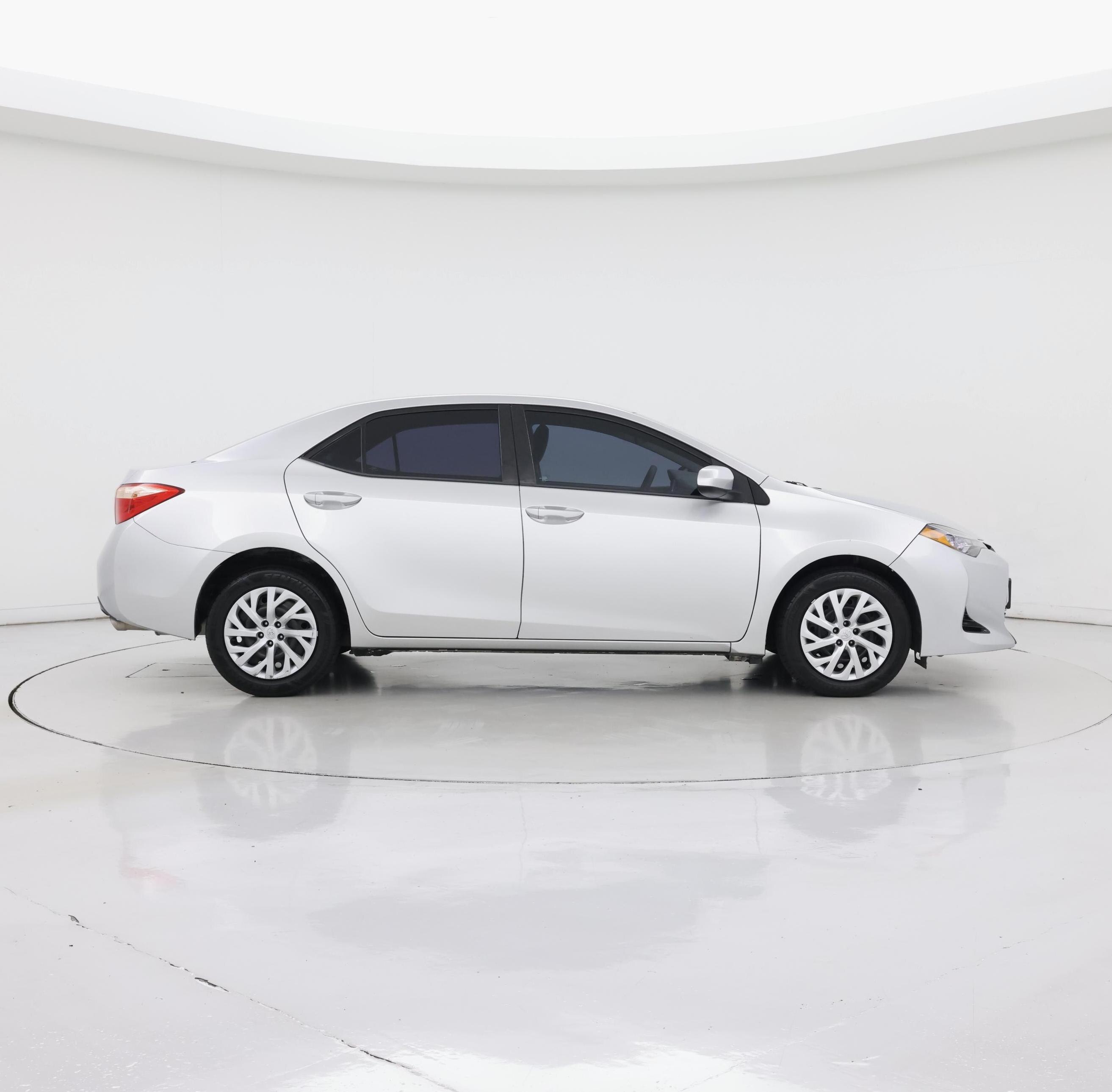 Thumbnail: 2017 Toyota Corolla - 7