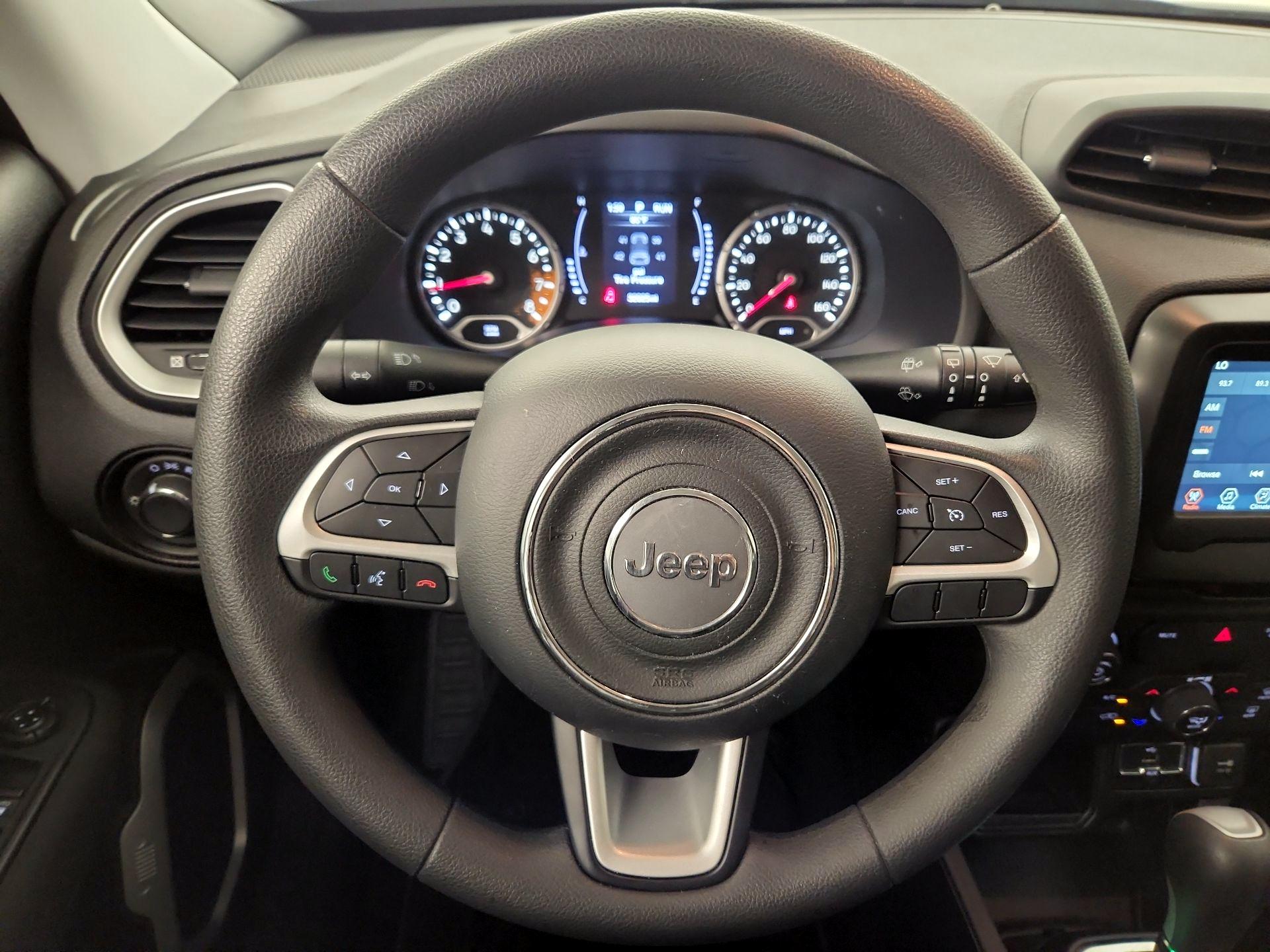 Thumbnail: 2018 Jeep Renegade - 10