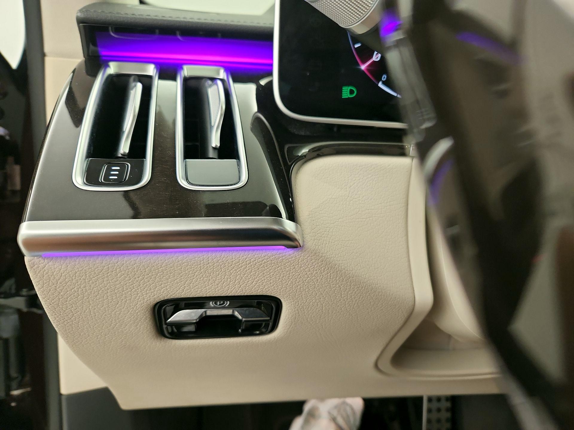 Thumbnail: 2021 Mercedes-Benz S-Class - 13