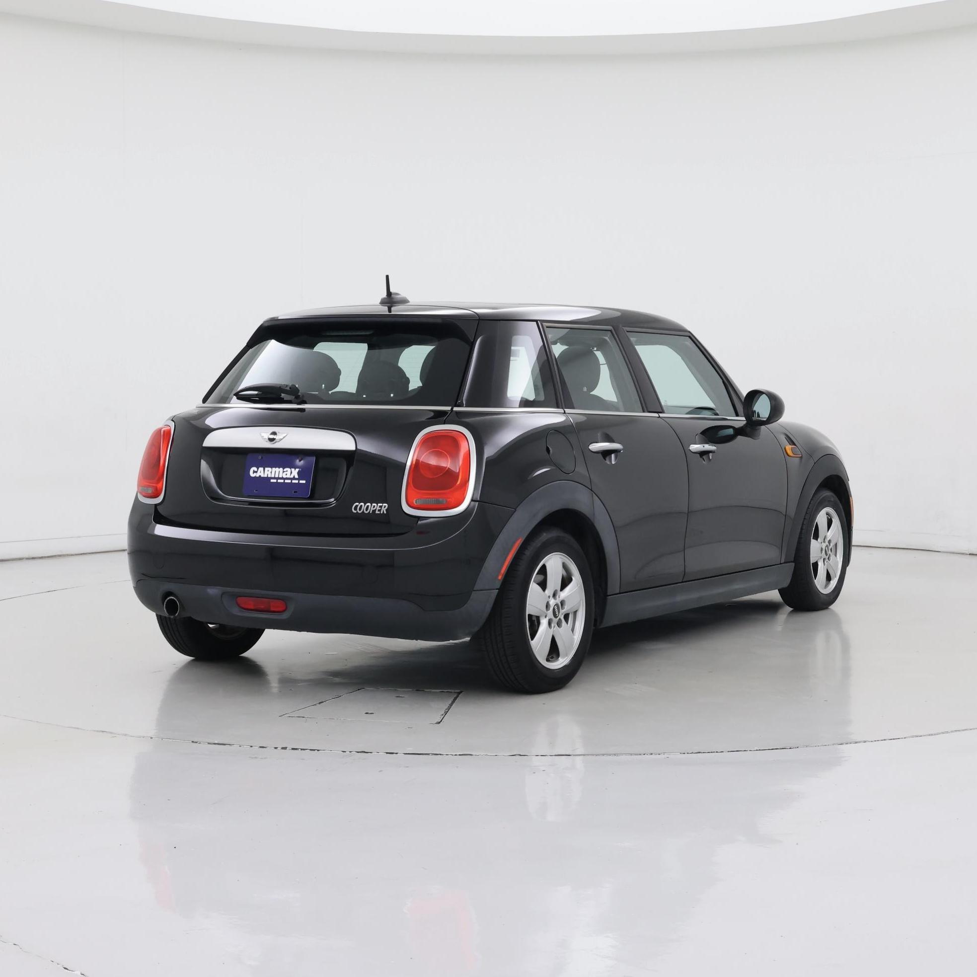 Thumbnail: 2015 MINI Cooper Hardtop - 8