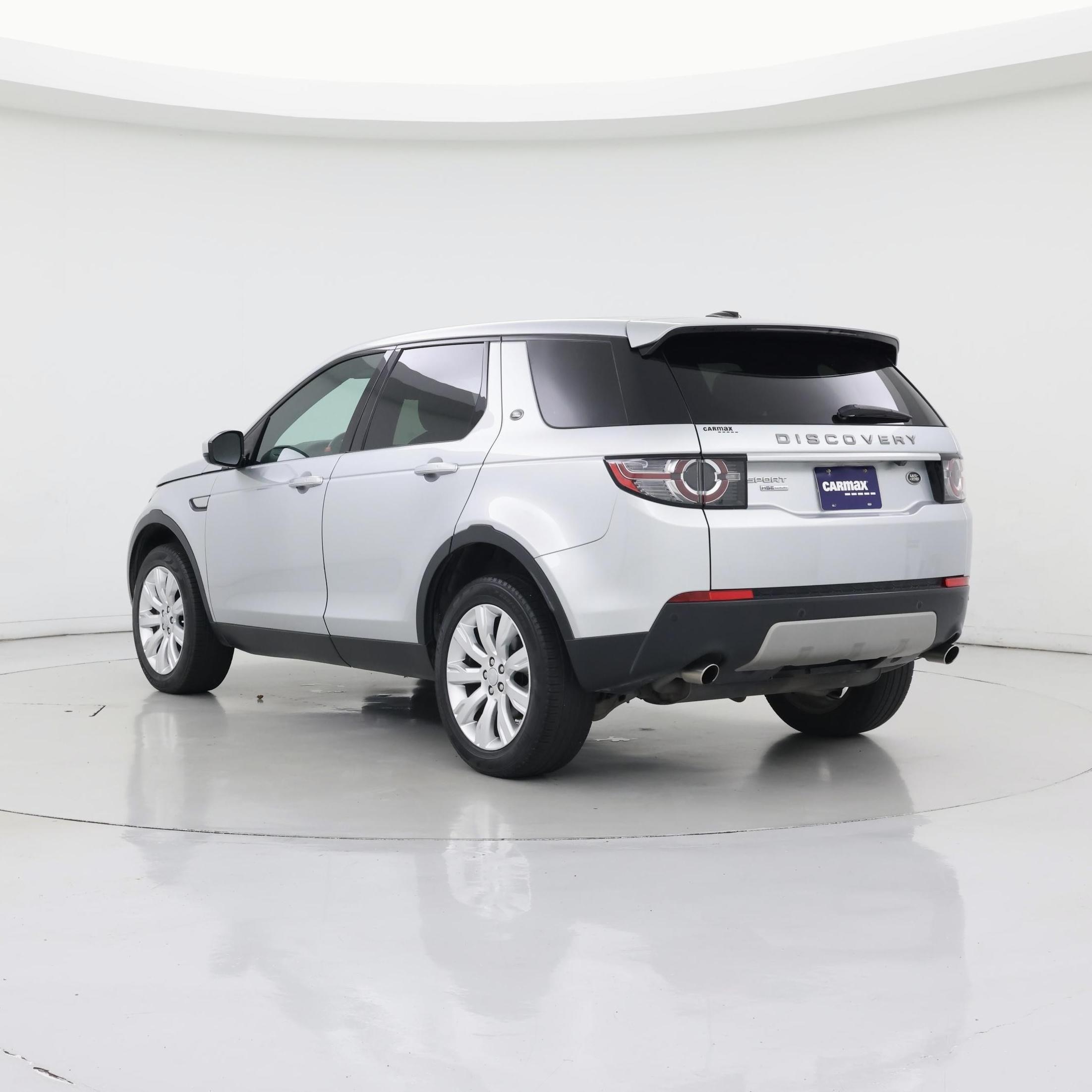 Thumbnail: 2015 Land Rover Discovery Sport - 2