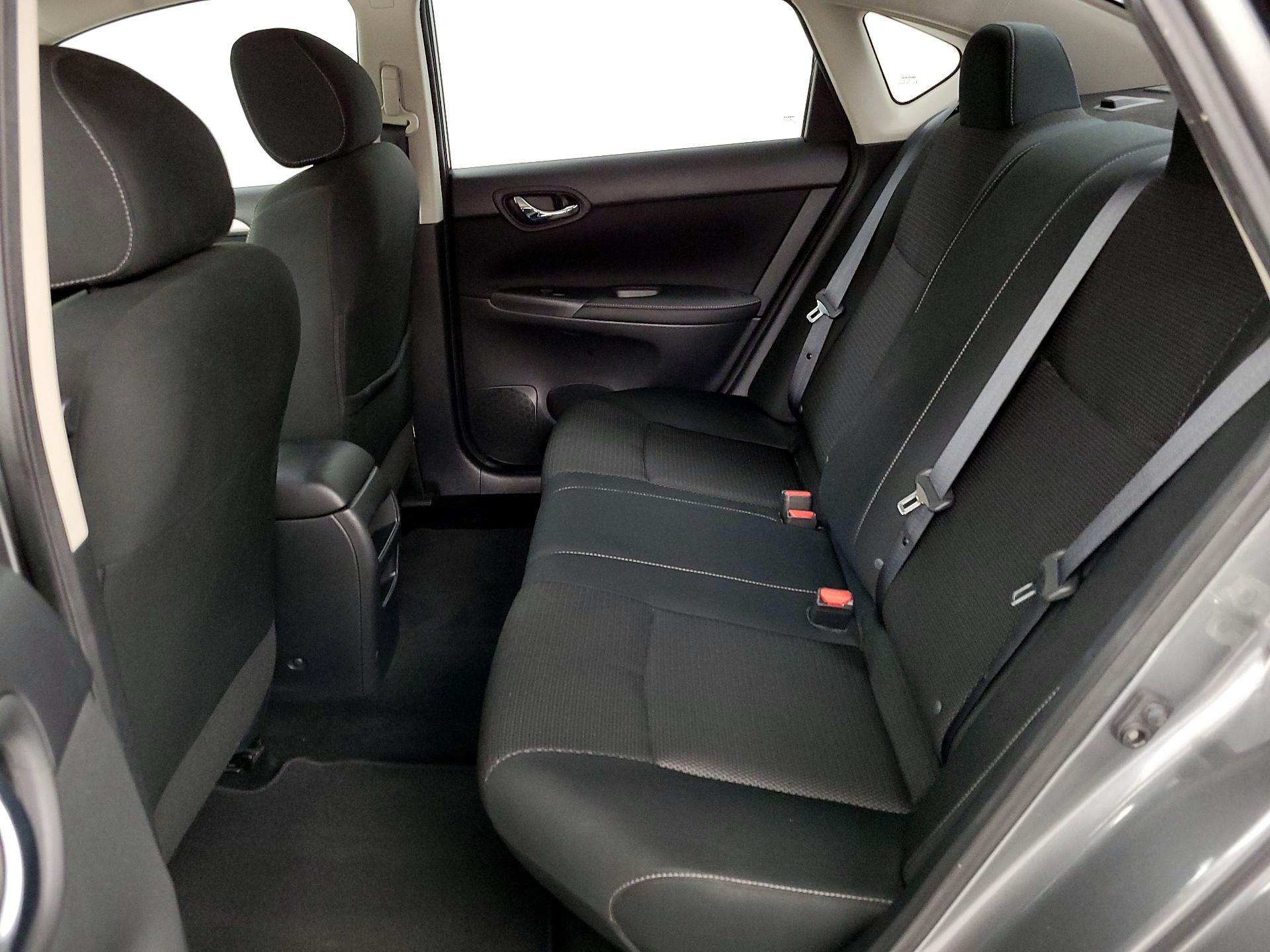 Thumbnail: 2019 Nissan Sentra - 19