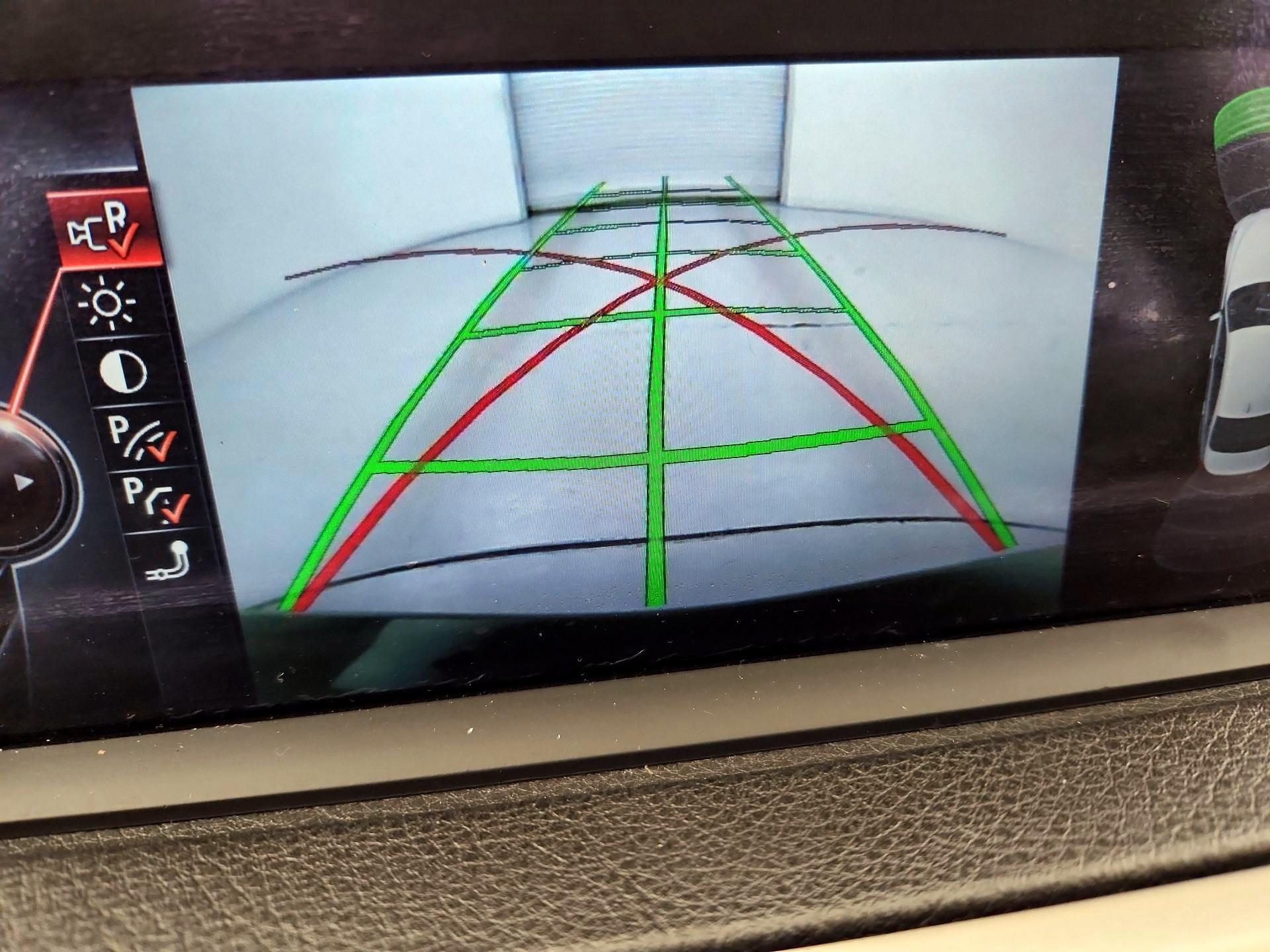 Thumbnail: 2015 BMW 3 Series - 15