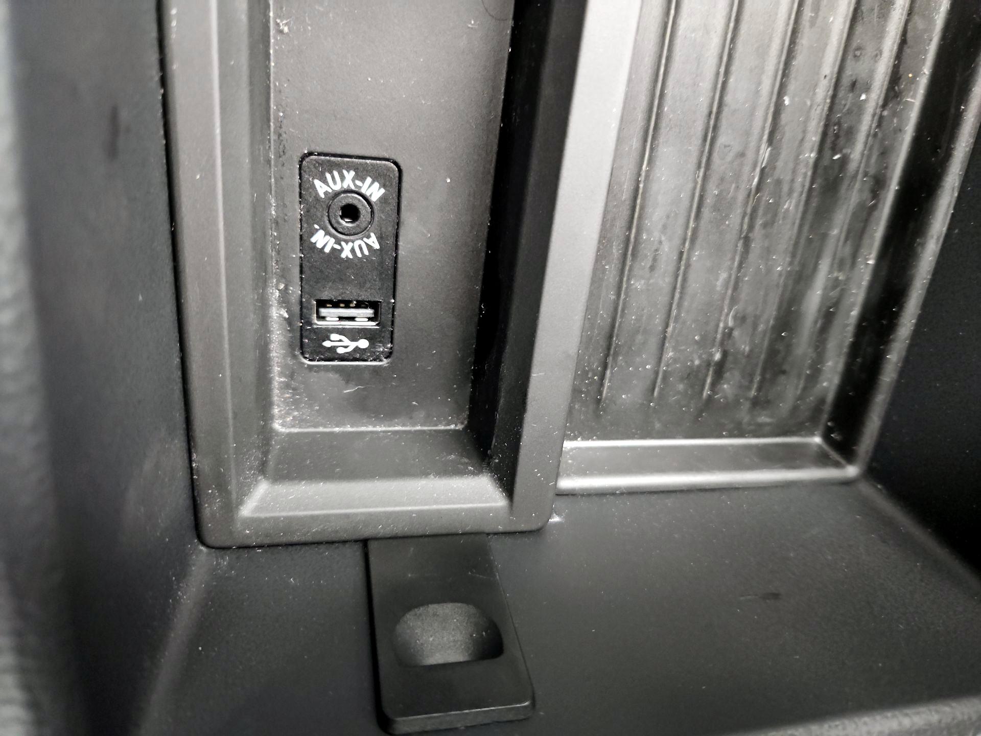 Thumbnail: 2015 BMW 3 Series - 19