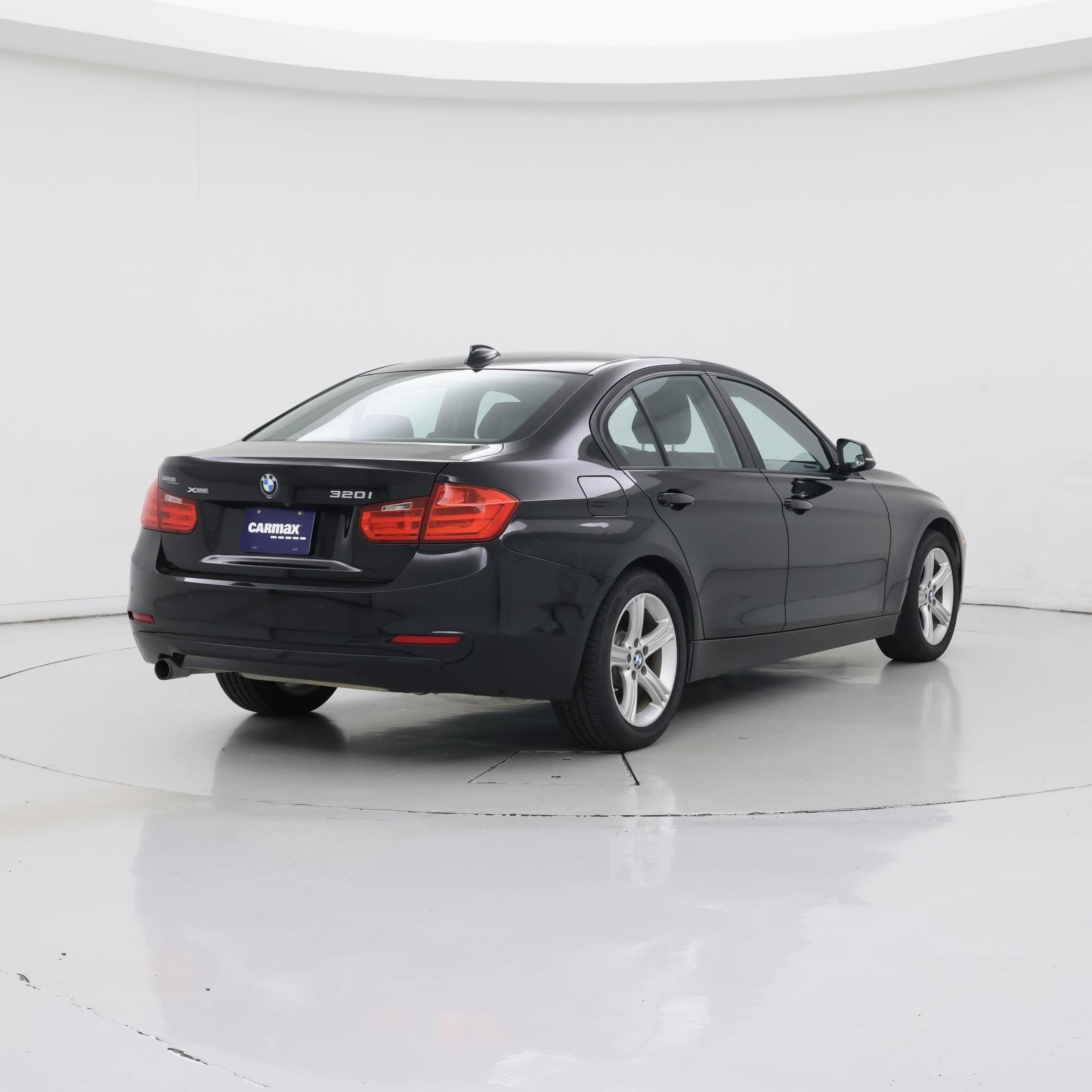 Thumbnail: 2015 BMW 3 Series - 8